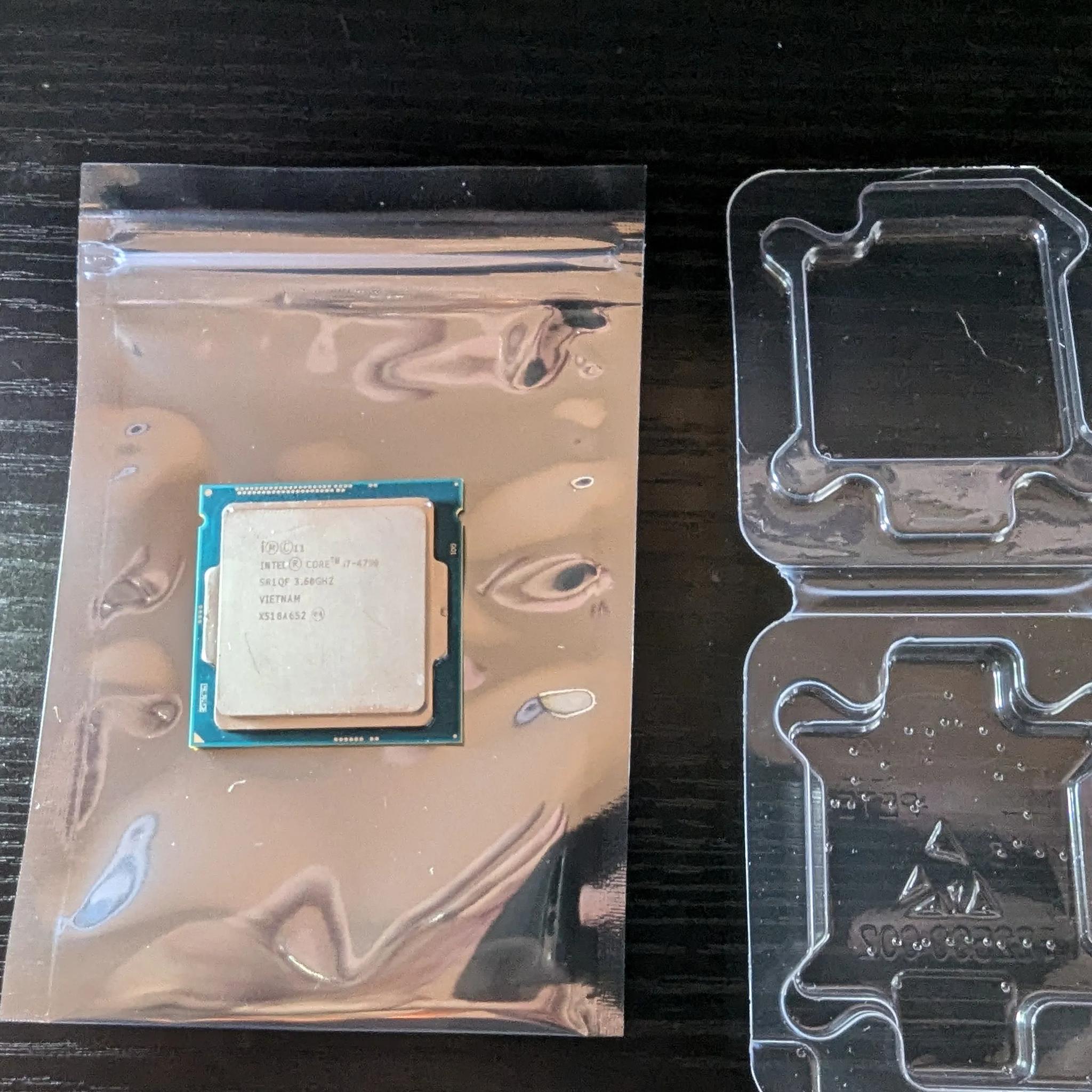 USED Intel i7 4790 CPU - 4 Cores/8 Threads - LGA 1150/H3