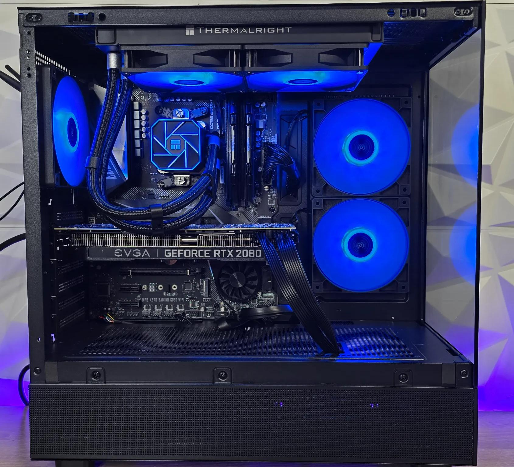 RTX 2080 Super - Ryzen 9 3900x - 32 GB Ram - WiFi - 1TB SSD