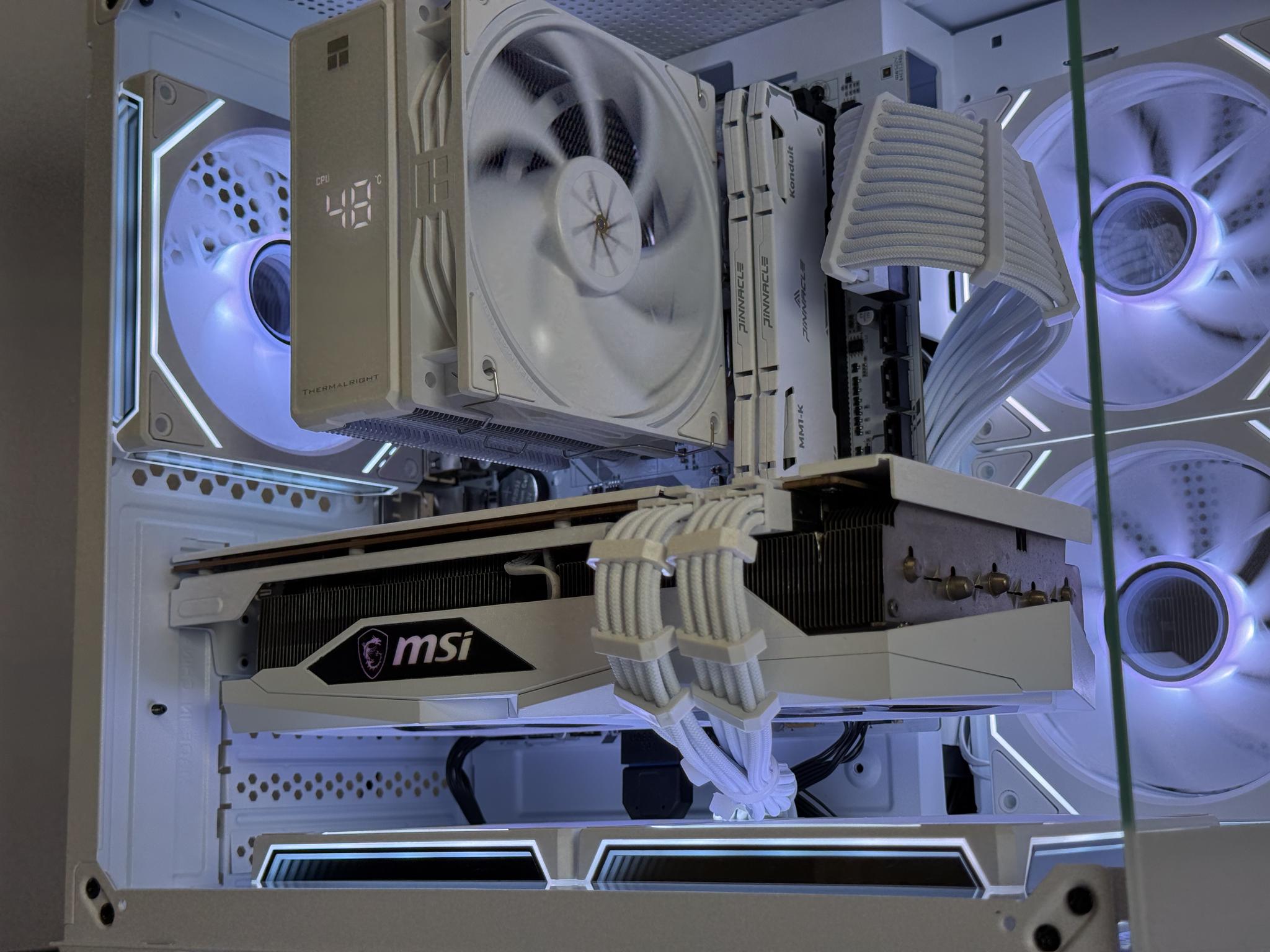 Polar Beast 1440p | RX 6700 XT | Ryzen 5 5600 | 1TB NVMe