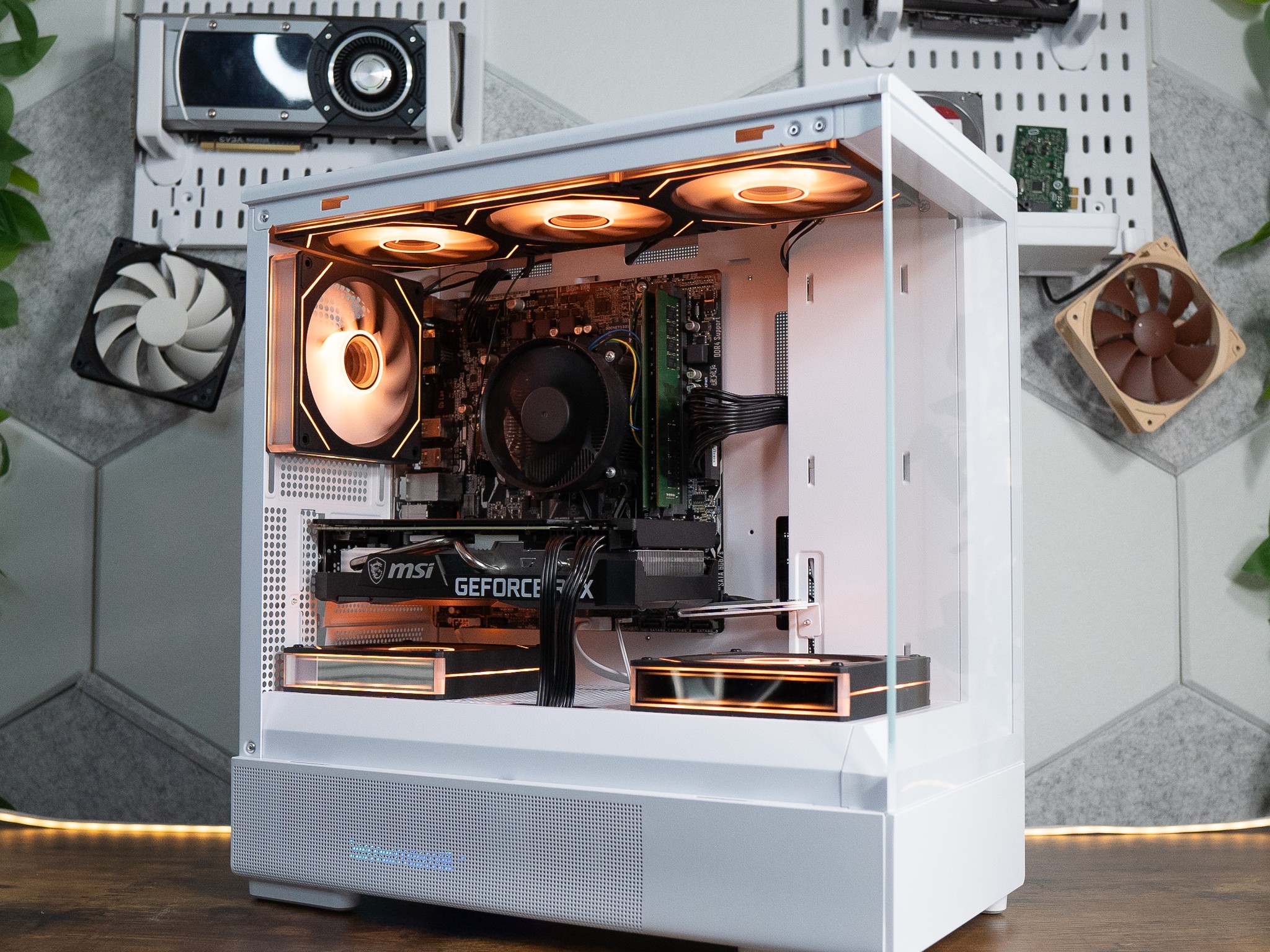 ❄️🌨 | MSI GeForce RTX 3070 8GB | RYZEN 7 5700G | 32GB DDR4 RAM | 1TB NVME + 2TB HD | Arctic Borealis