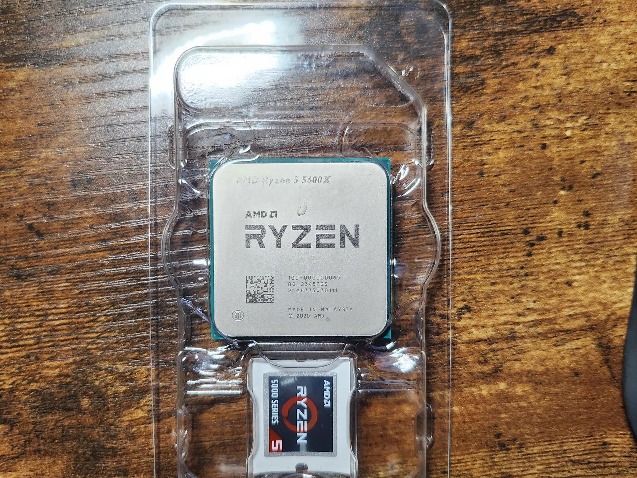 Like New AMD Ryzen 5 5600x With Stock Cooler
