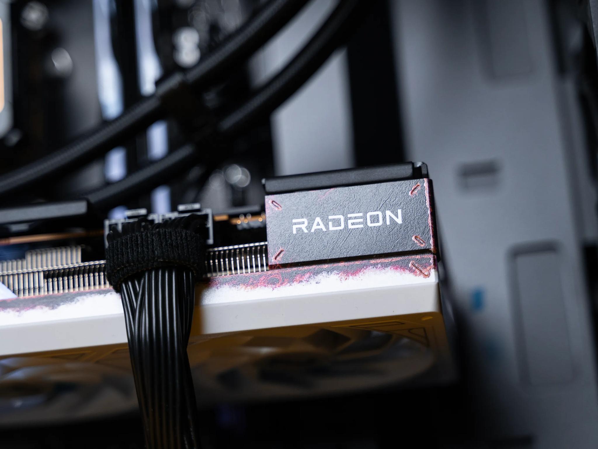 “Xenodromus” RX 7700 XT Ryzen 5 8400F 32GB Windows 11 Pro 1TB Gaming PC Masterpiece