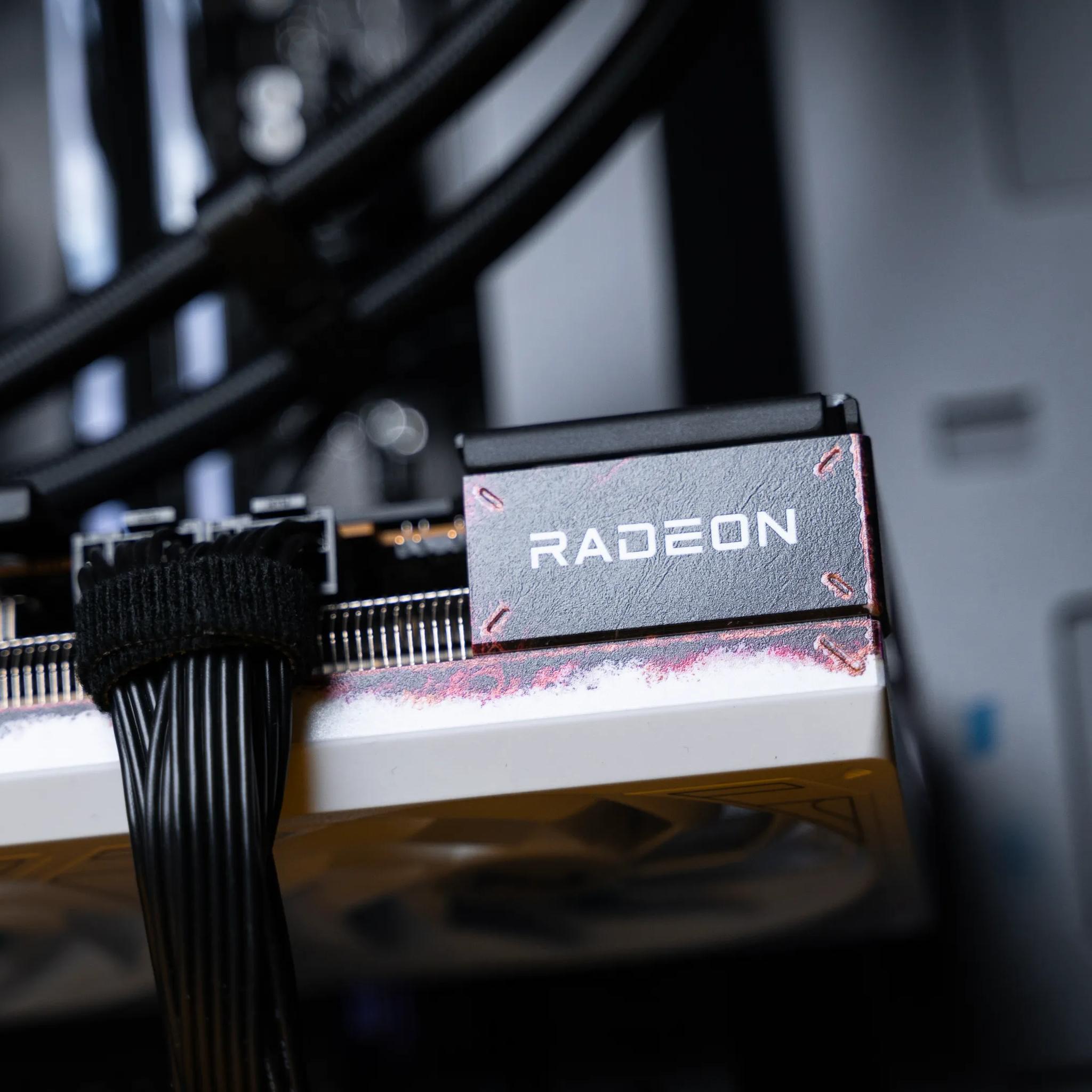 “Xenodromus” RX 7700 XT Ryzen 5 8400F 32GB Windows 11 Pro 1TB Gaming PC Masterpiece