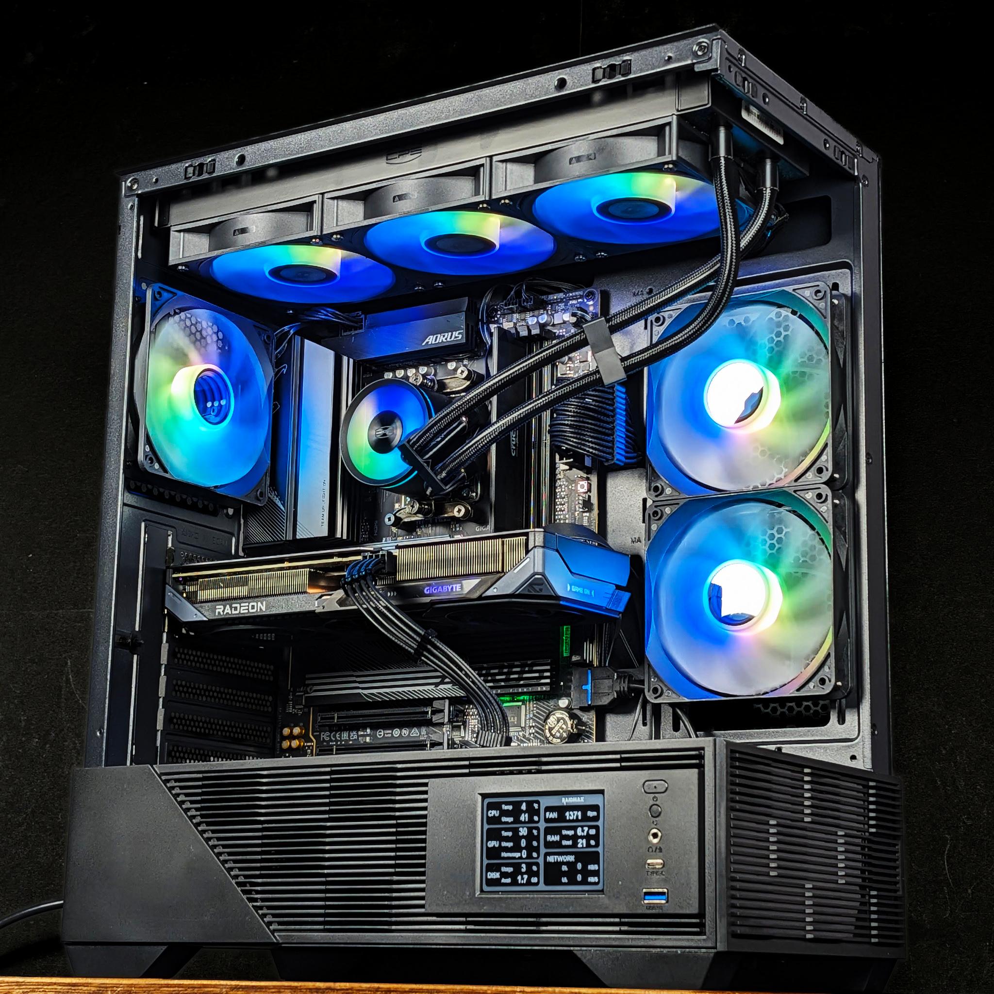 🎩 Ryzen 7 7700 • RX 9060 XT 16GB • 32GB DDR5 • 2TB SSD • Gaming PC