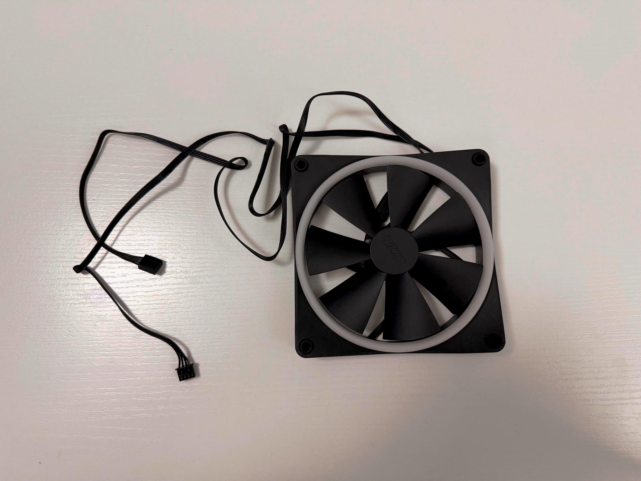 3x NZXT F140mm RGB