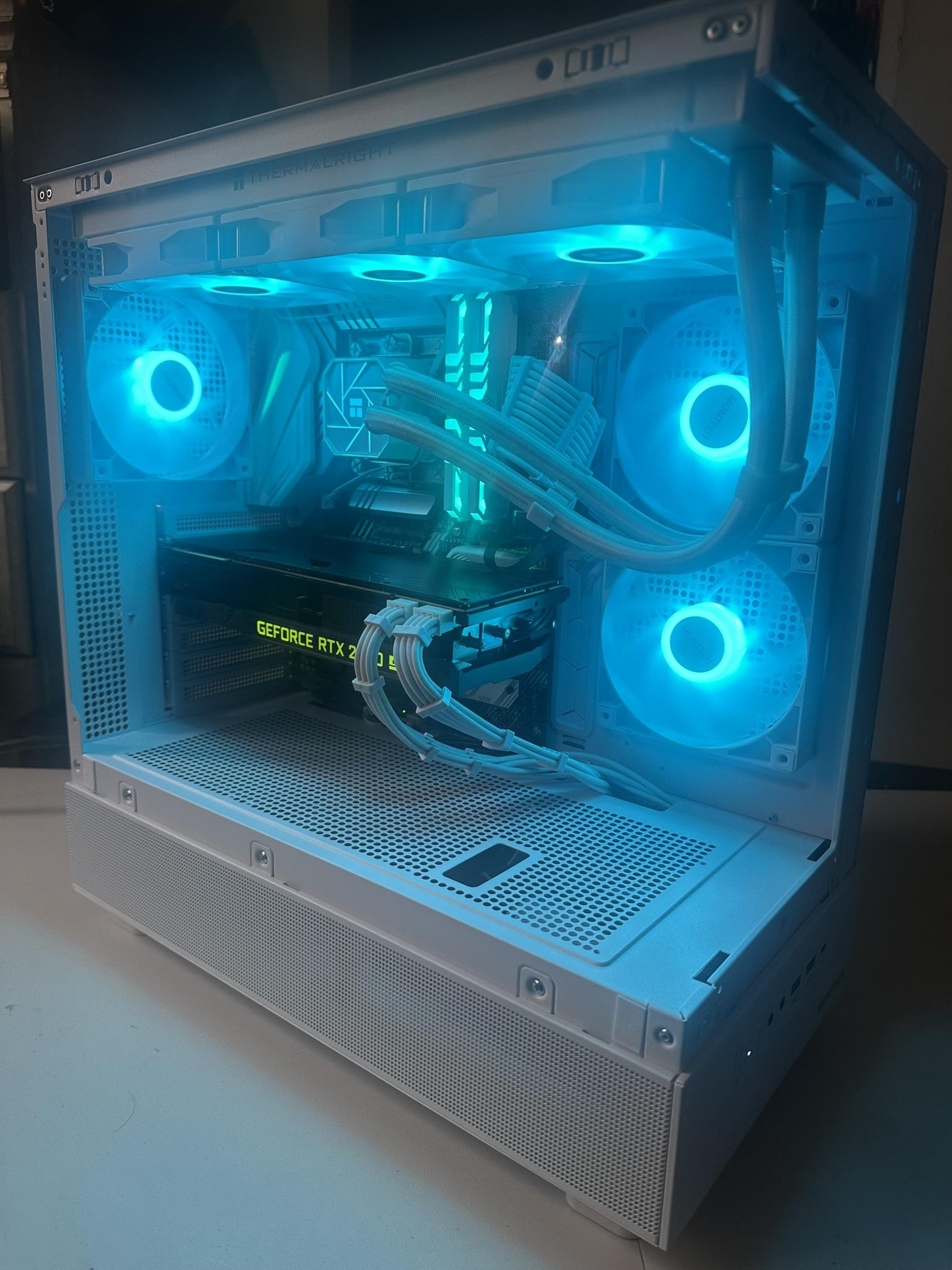 Gaming PC (i7-10700K / RTX 2070 Super / 1 TB NVME / 32GB RAM)