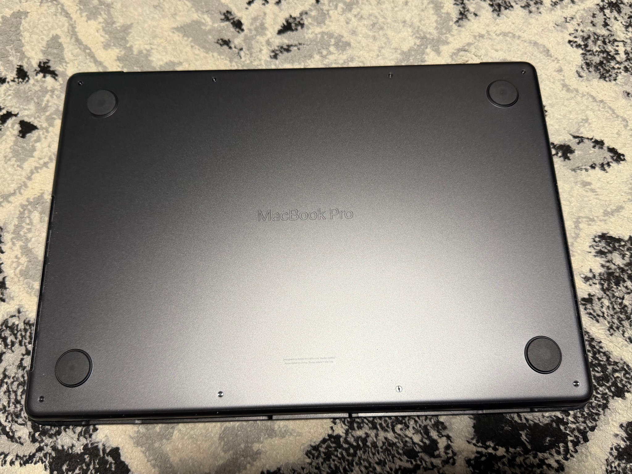MacBook Pro M3 Pro - 18GB RAM - 512GB SSD - 14 inch - Black