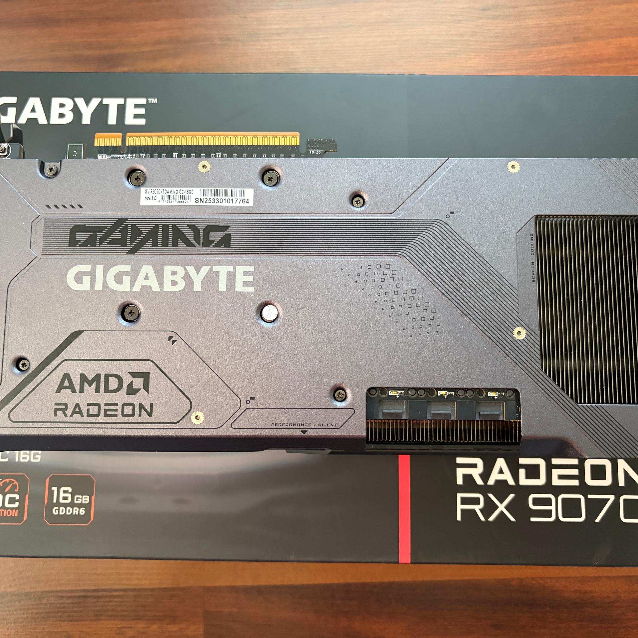 GIGABYTE RX 9070 XT GAMING OC 16G