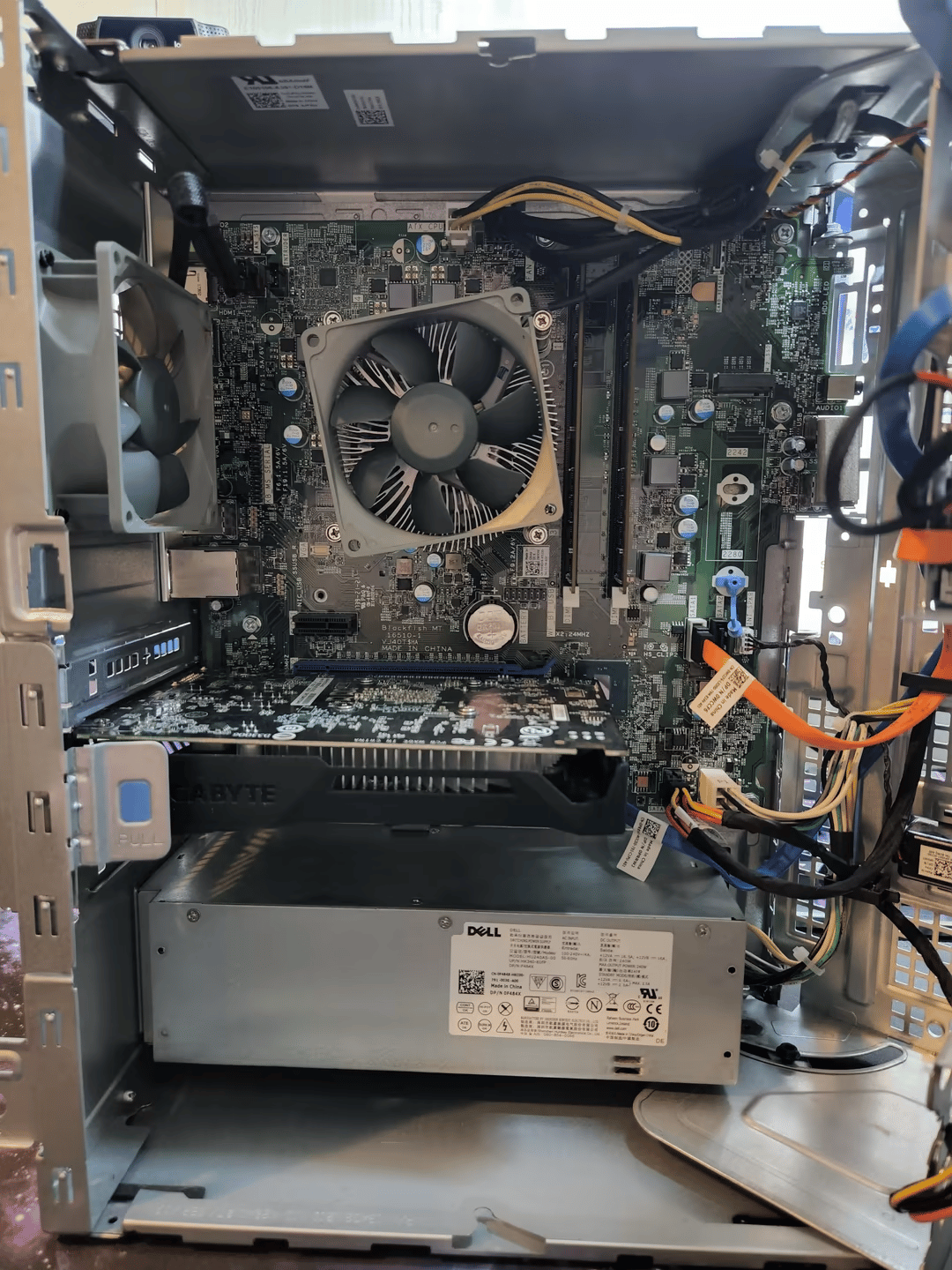 Dell Optiplex | i5 7500 / 16GB 2400MHz / GTX 1050ti
