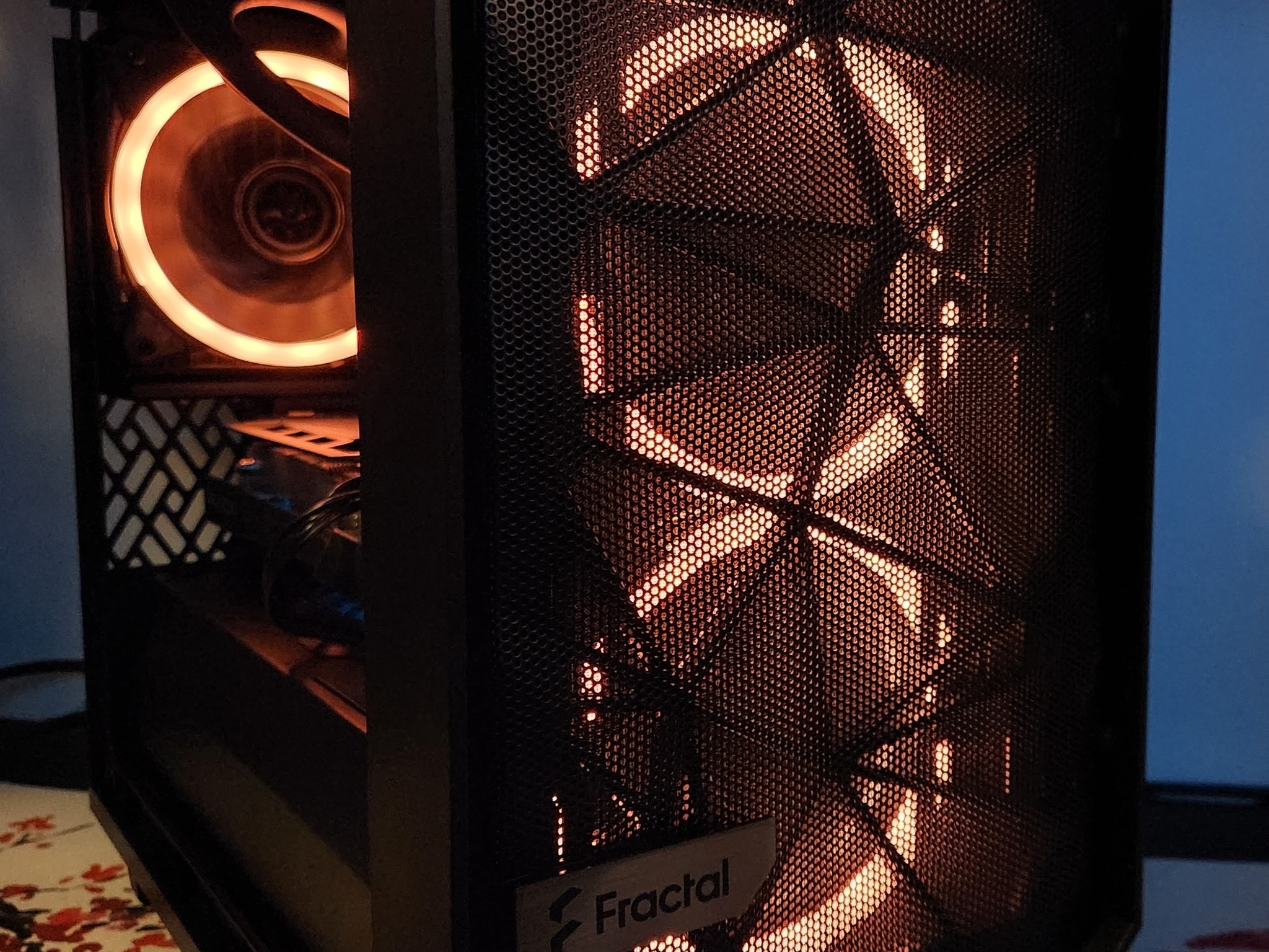 LIQUID COOLED GAMING RIG!  Ryzen 5 / 32GB RAM / 1TB SSD / RX 6600 8GB