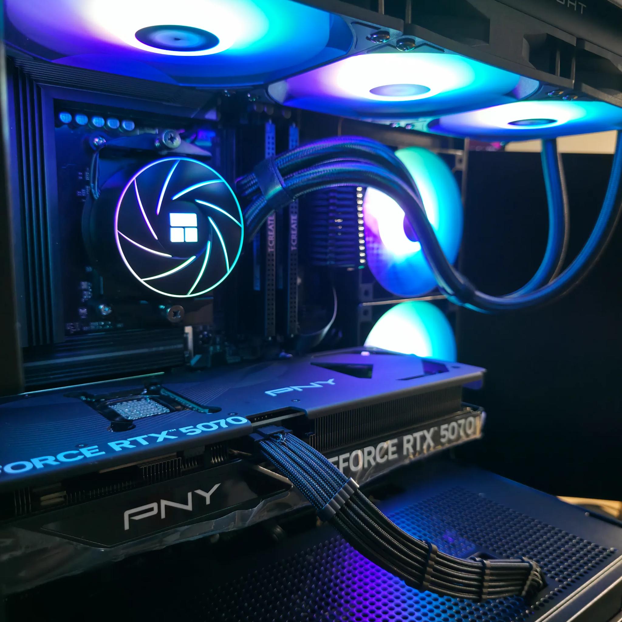 DARKMATTER | RTX 5070 OC | AMD R7 9700X | 32GB DDR5 6000 CL30 | 2TB | 360mm AIO | 850W PSU PCIE 5.0