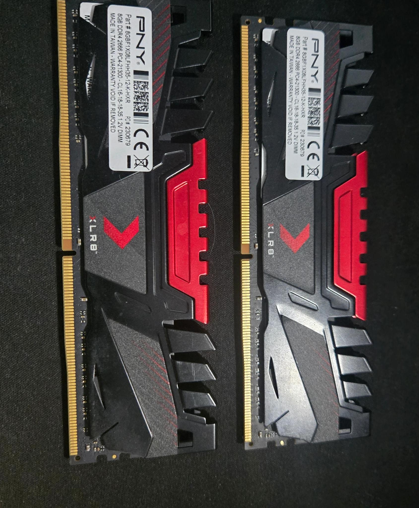 PNY LR8 16 gig DDR4 Kit (x2 ,8 gig )