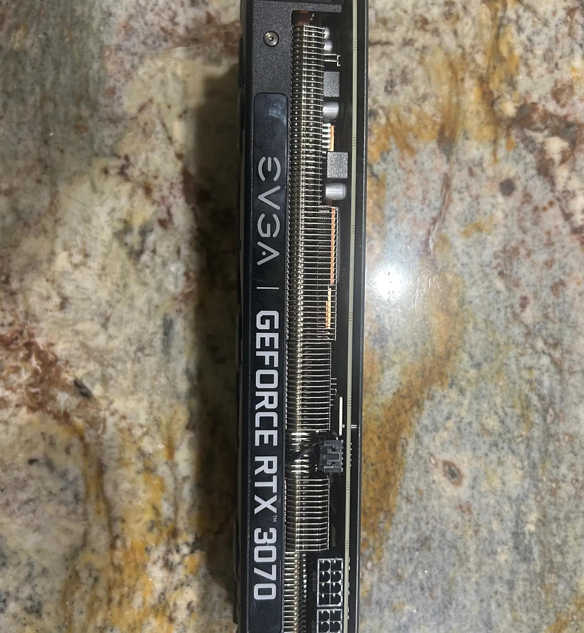 EVGA XC3 RTX 3070 (Artifacts/Damaged)