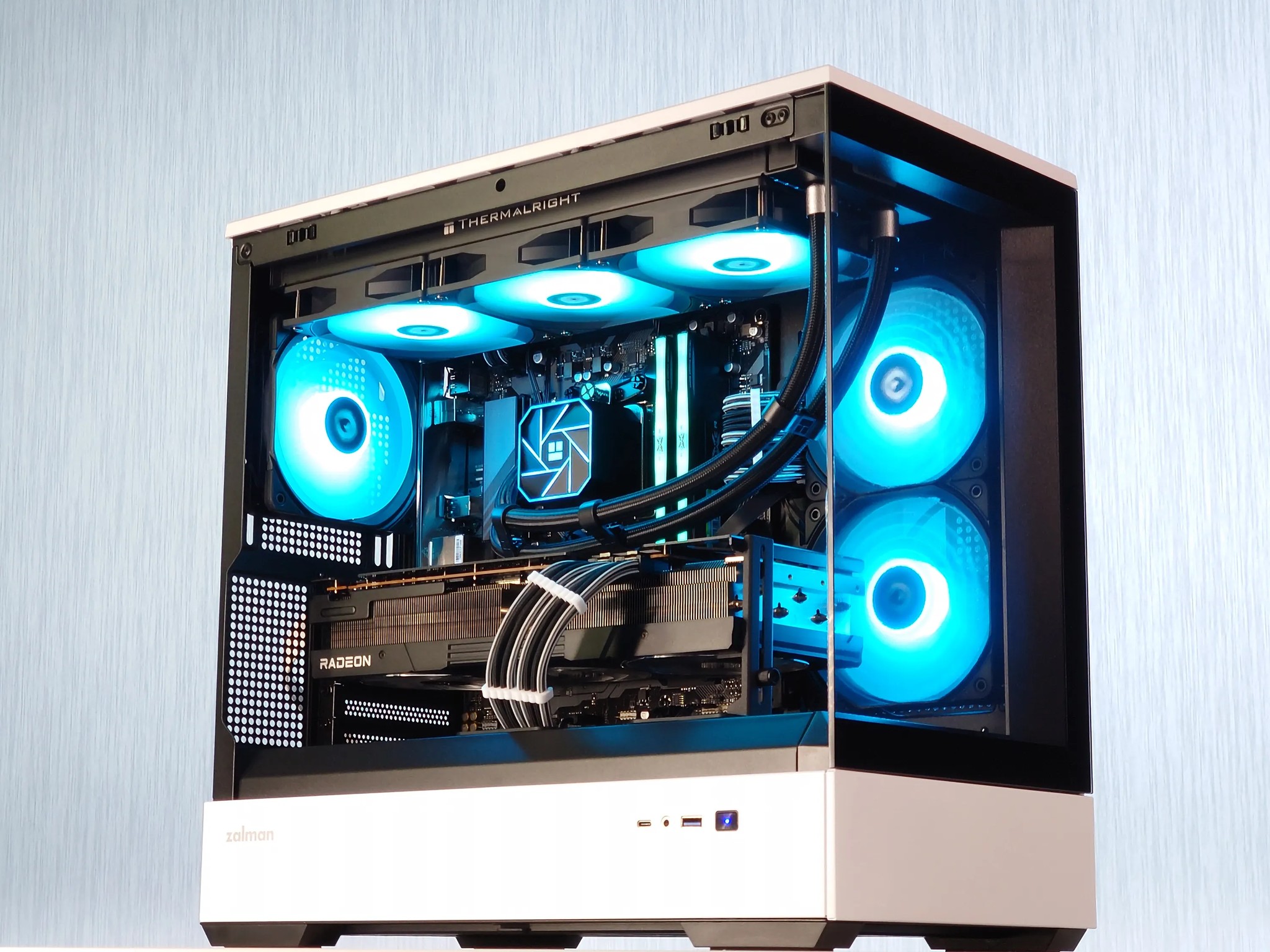 ⚪⚫🤖Stormtrooper Gaming PC⚔️AMD RX 7900 XT 20GB⚔️Ryzen 7 7700⚔️32GB DDR5⚔️2TB SSD