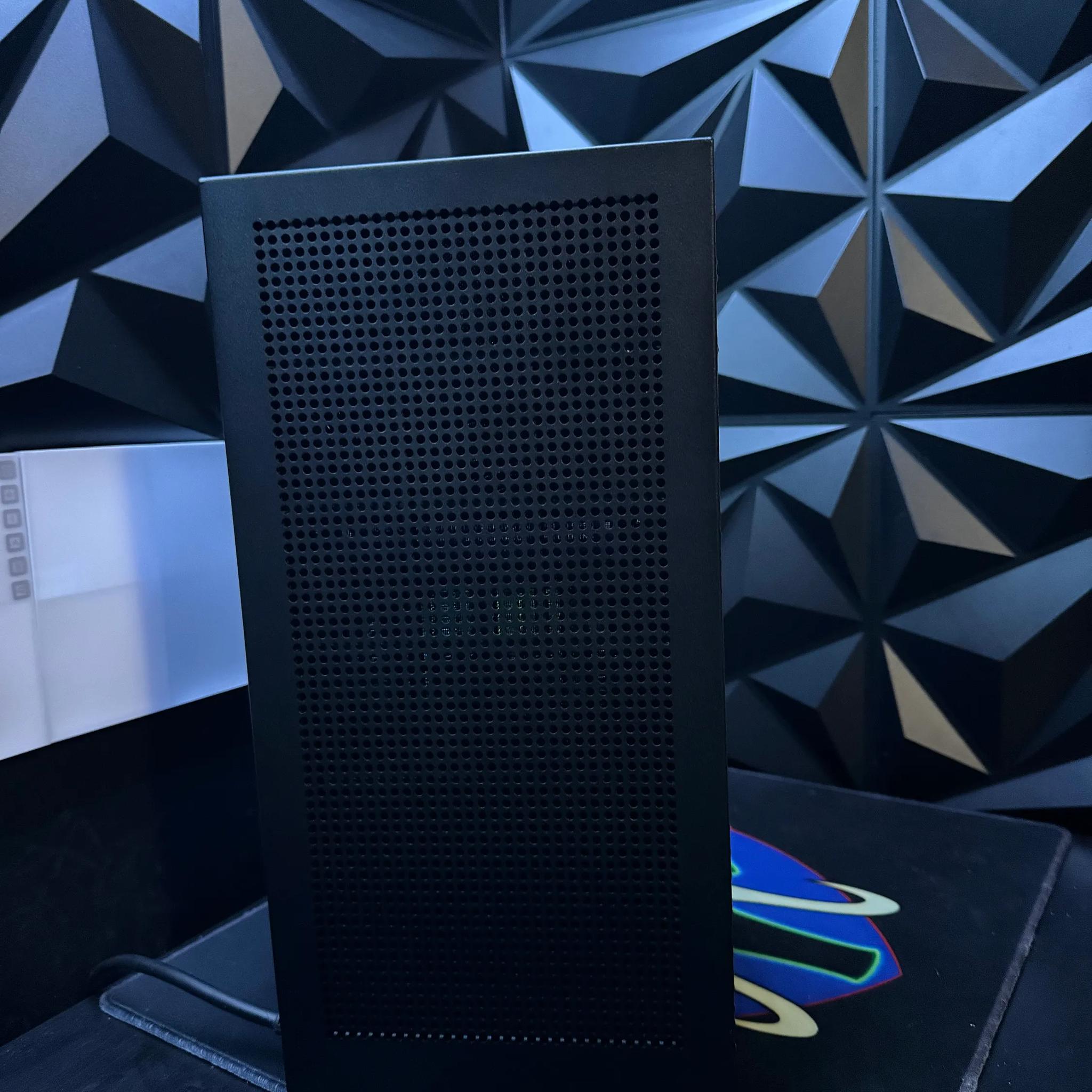 Tusker Tower 9957 Intel i9 RX 5700XT