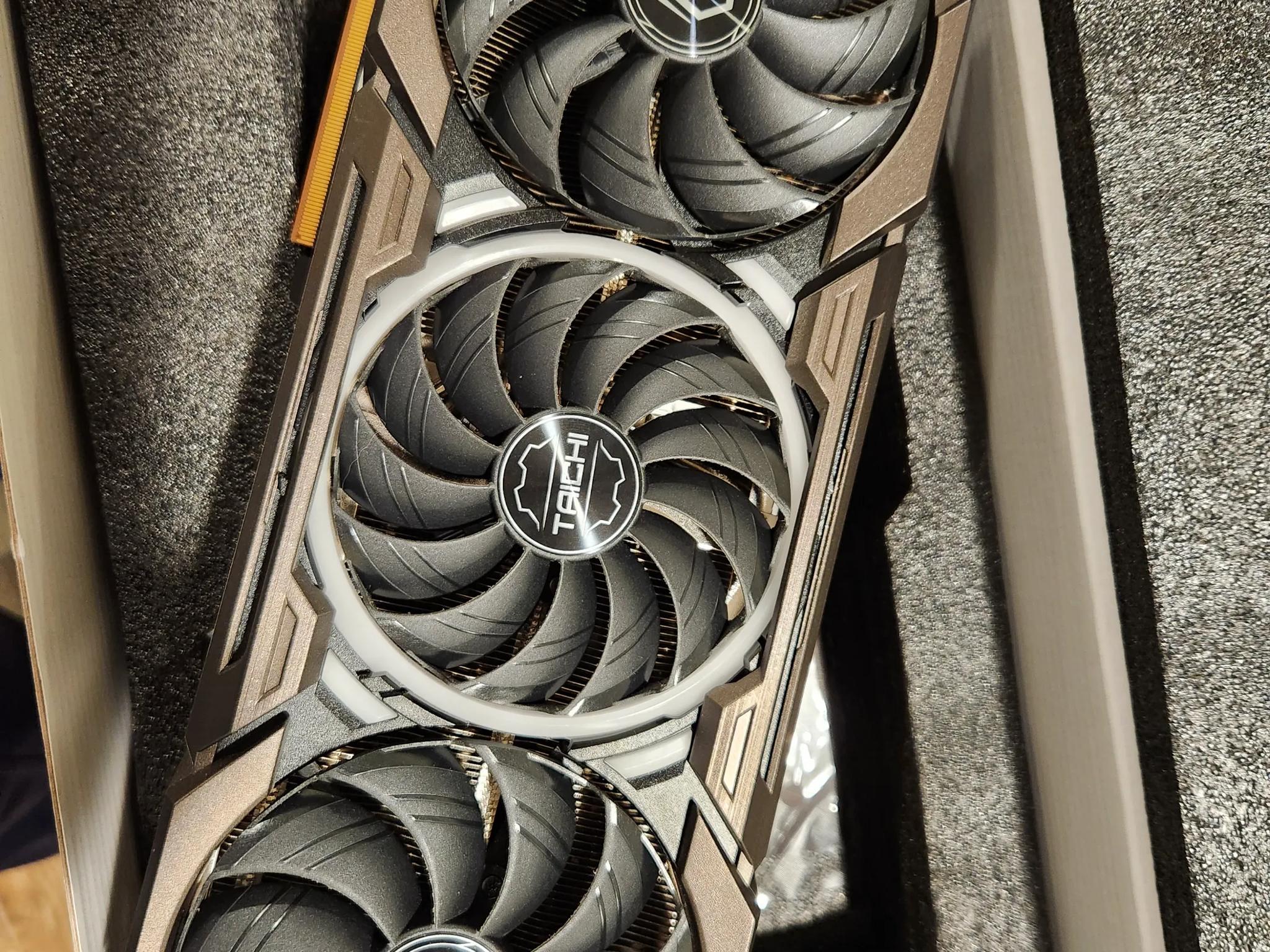 AMD Radeon™ RX 7900 XTX Taichi 24GB OC