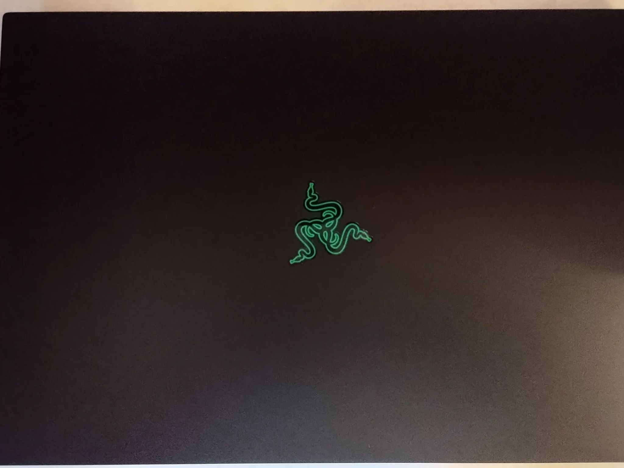 Razer Blade 18 240Hz QHD+ i9-13950HX 16GB RAM 1TB SSD RTX 4060