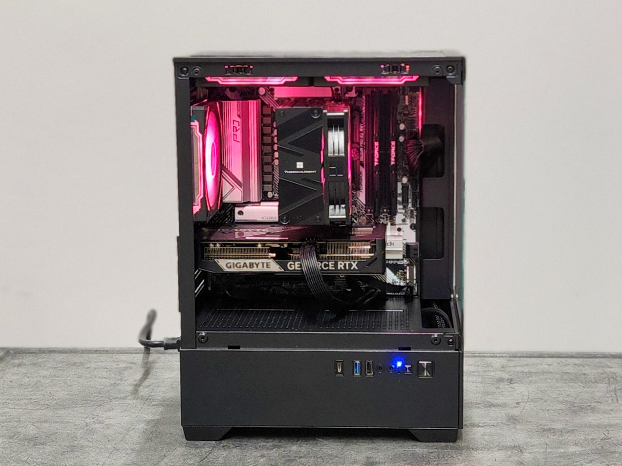RTX 5060 TI | Ryzen 5 7600X | 2TB SSD | 32GB DDR5 | Custom Gaming/Streaming PC
