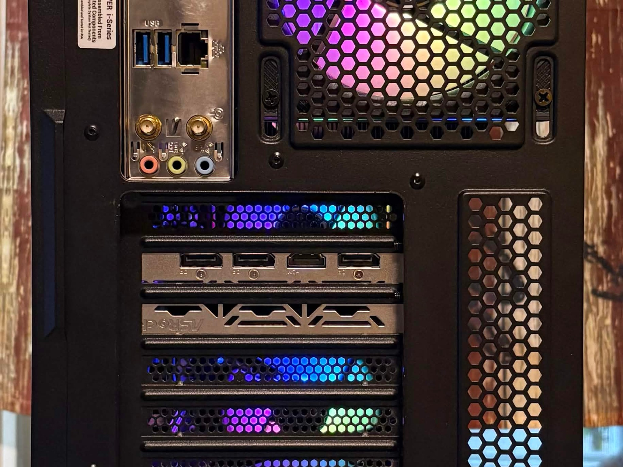 Black Cat Customs Shadowclaw Gaming PC – RX 6600 XT 8GB / i3-10105 / 16GB RAM / 1.25TB Storage