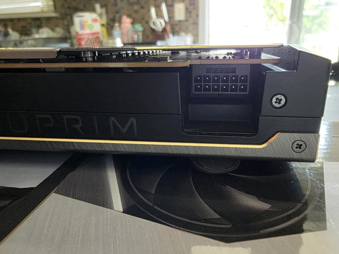 RTX 4090 Suprim Liquid X MSI