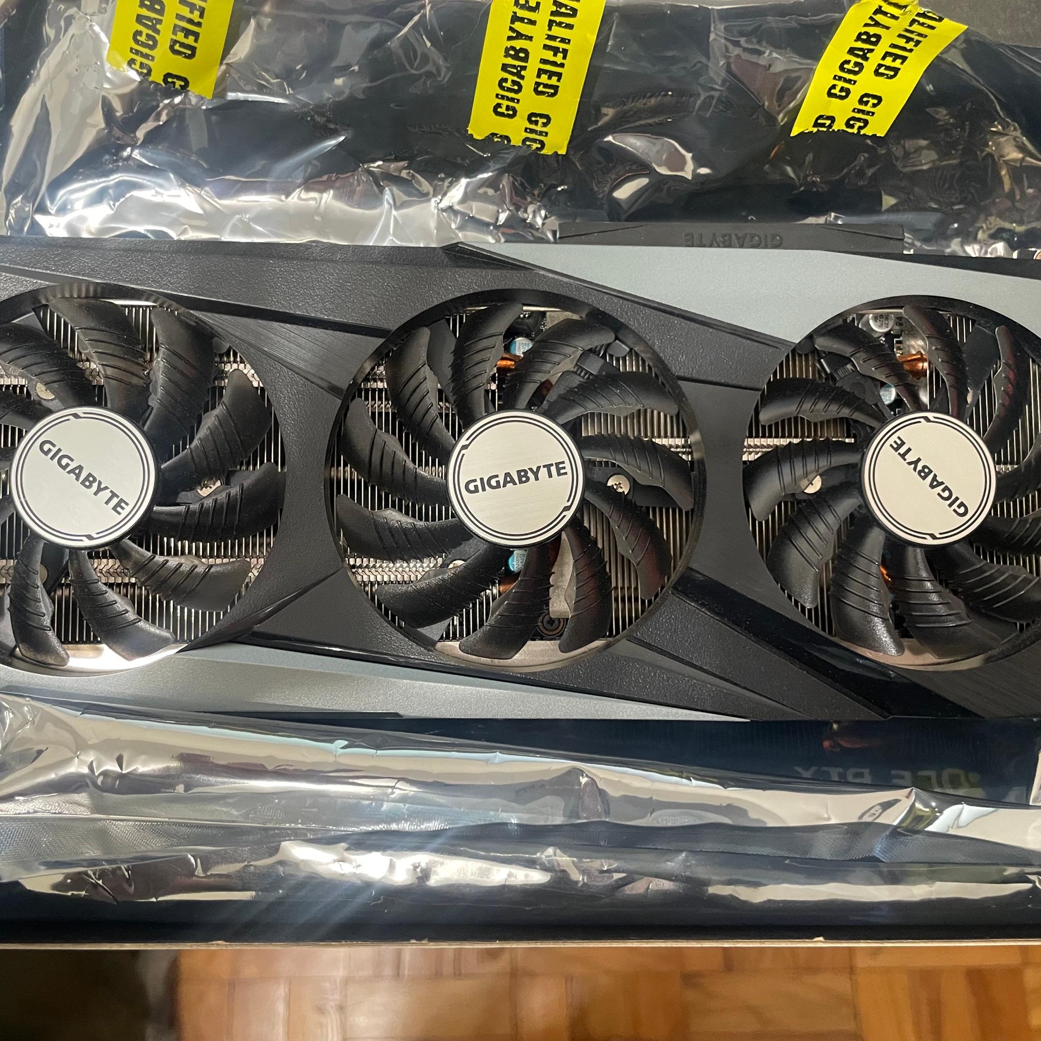 GIGABYTE GAMING OC GeForce RTX 3060 12GB
