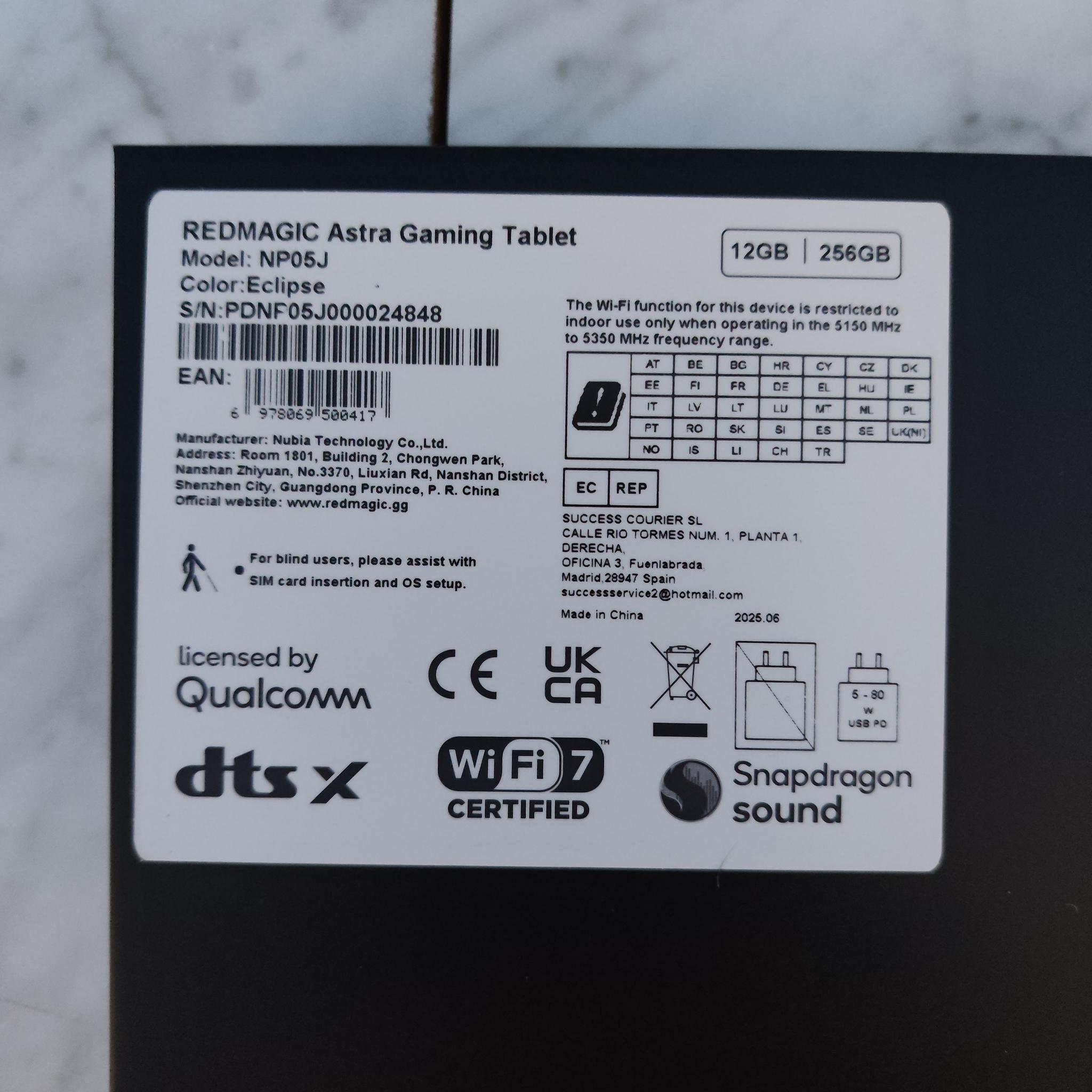 REDMAGIC ASTRA GAMING TABLET 12GB MEMORY 256GB STORAGE ECLIPSE COLOR
