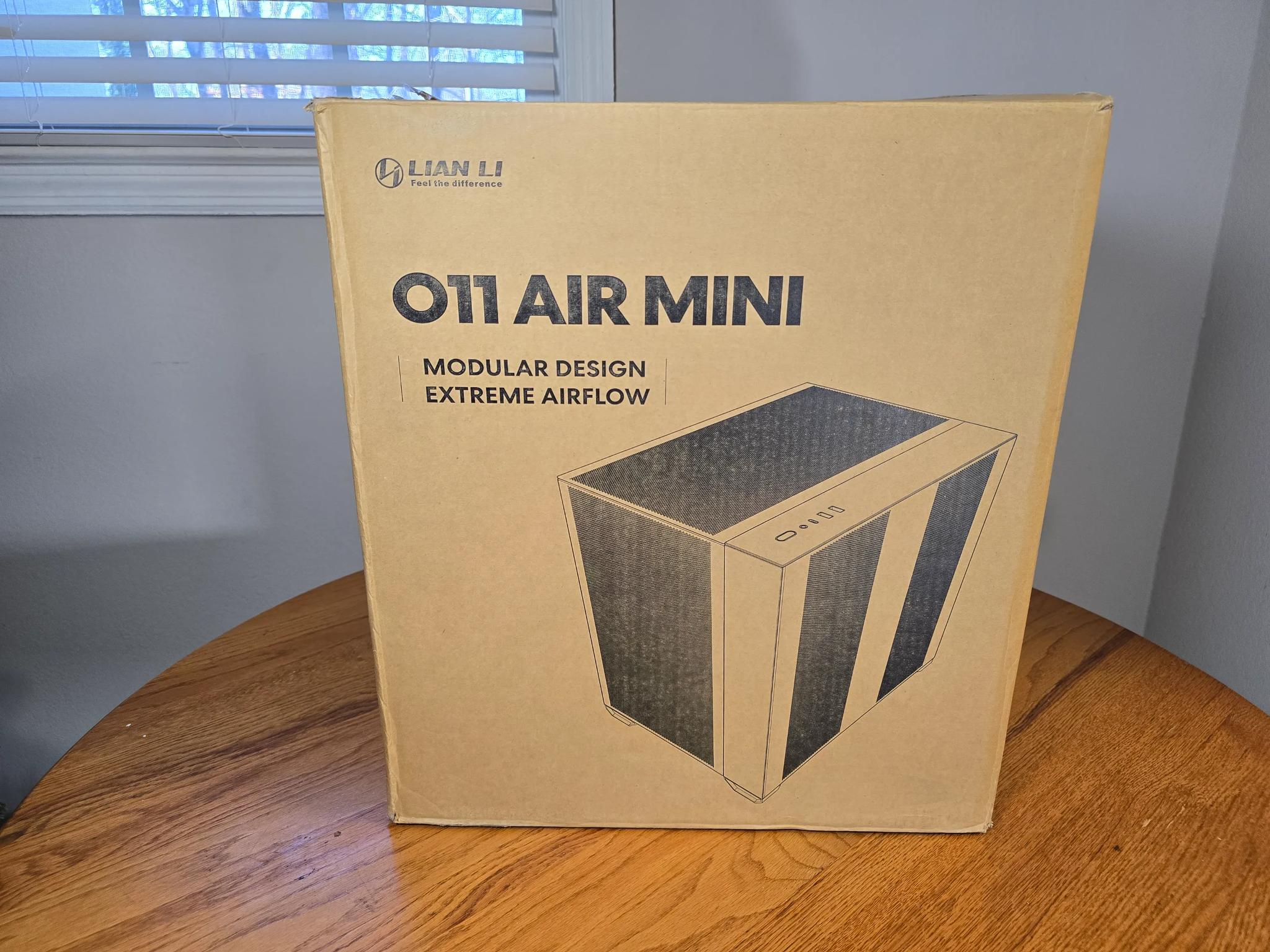 Lian Li O11 Air Mini ATX White Mid Tower Case