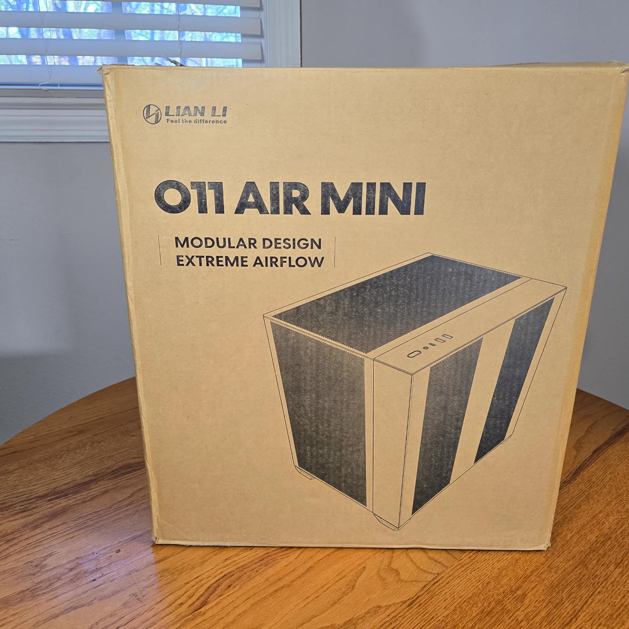 Lian Li O11 Air Mini ATX White Mid Tower Case