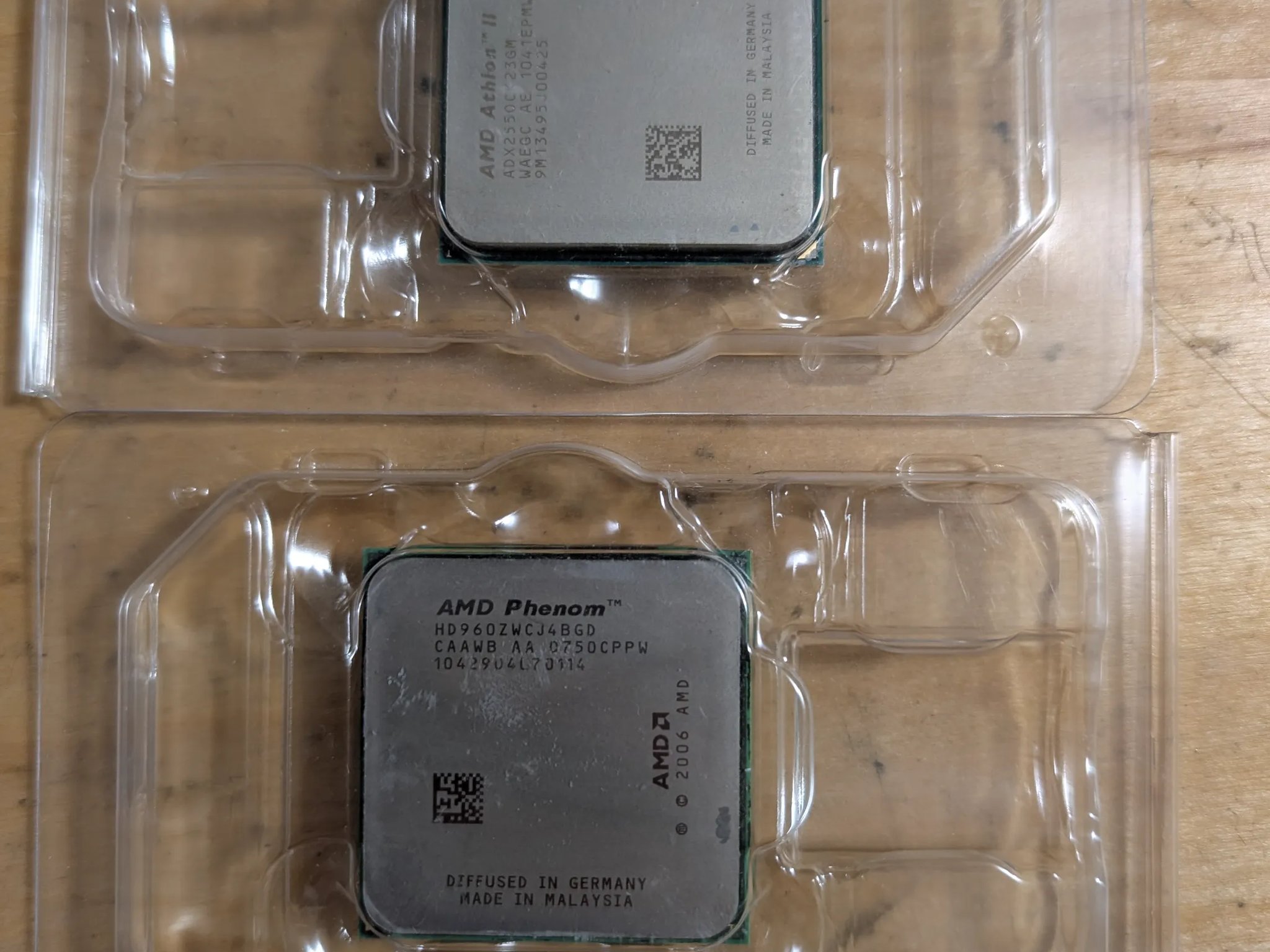 AMD Phenom X4 9600 BE + Athlon II X2 255
