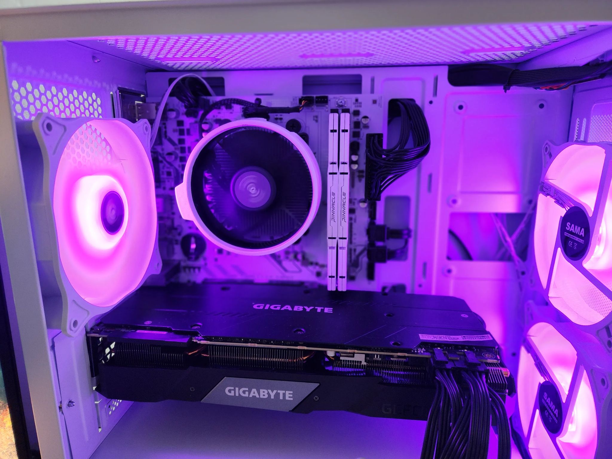 1080p / Light 1440p Gaming PC (Ryzen 5500, RTX 2070 Super, 32gb DDR4 3200 mhz)