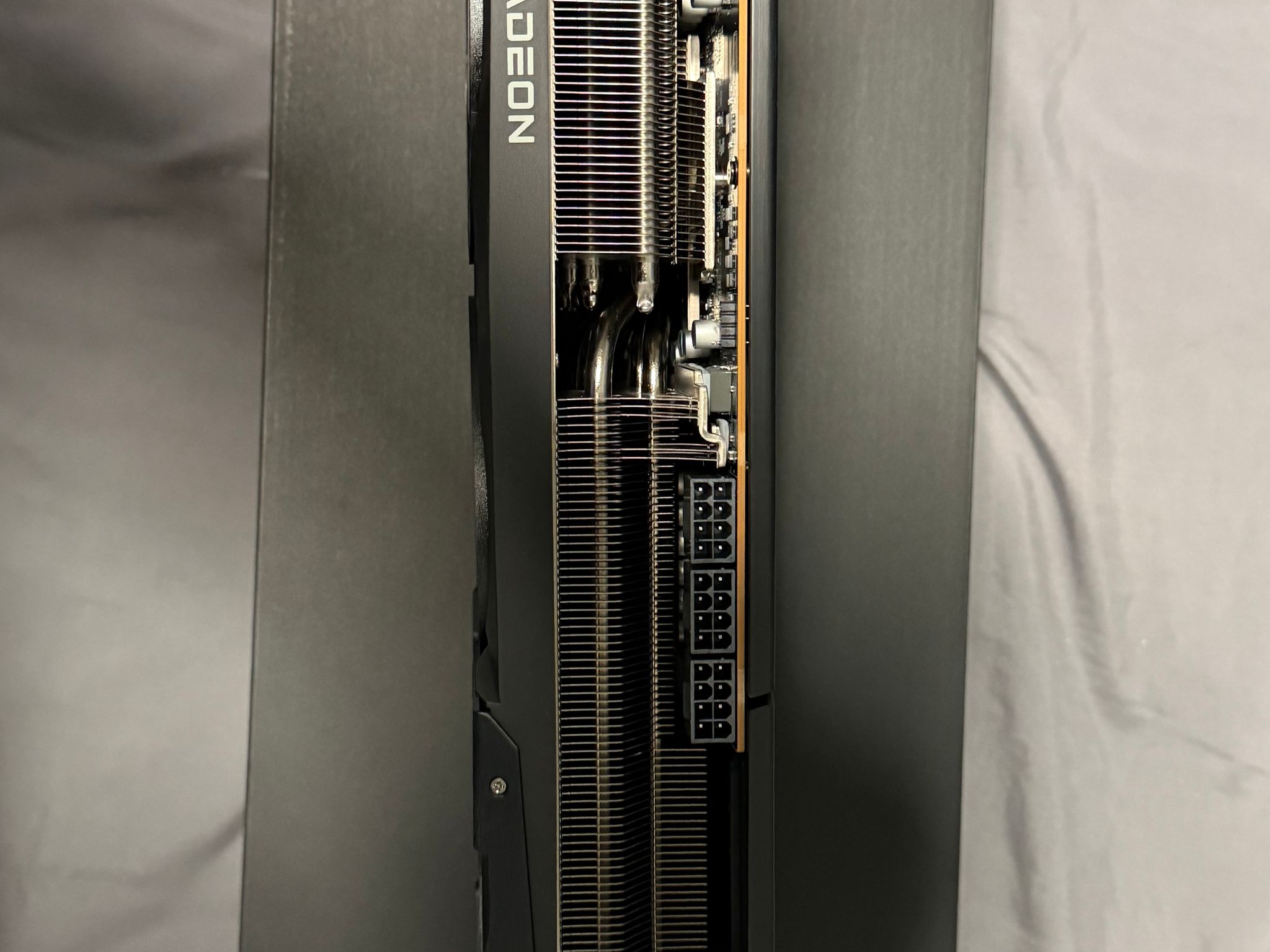 Power Color RX 9070 XT Red Devil