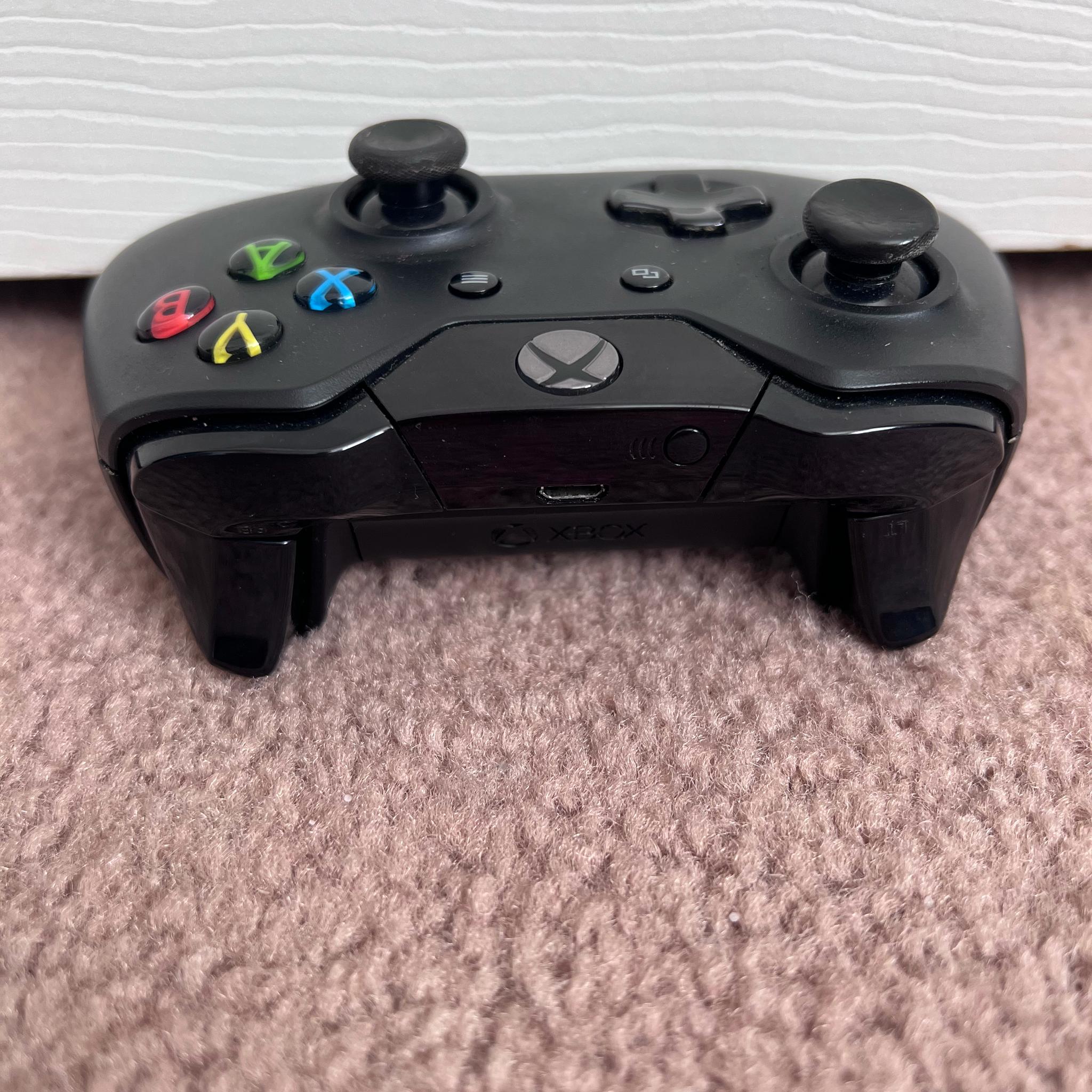 Xbox One First Gen Original Controller (For Parts)