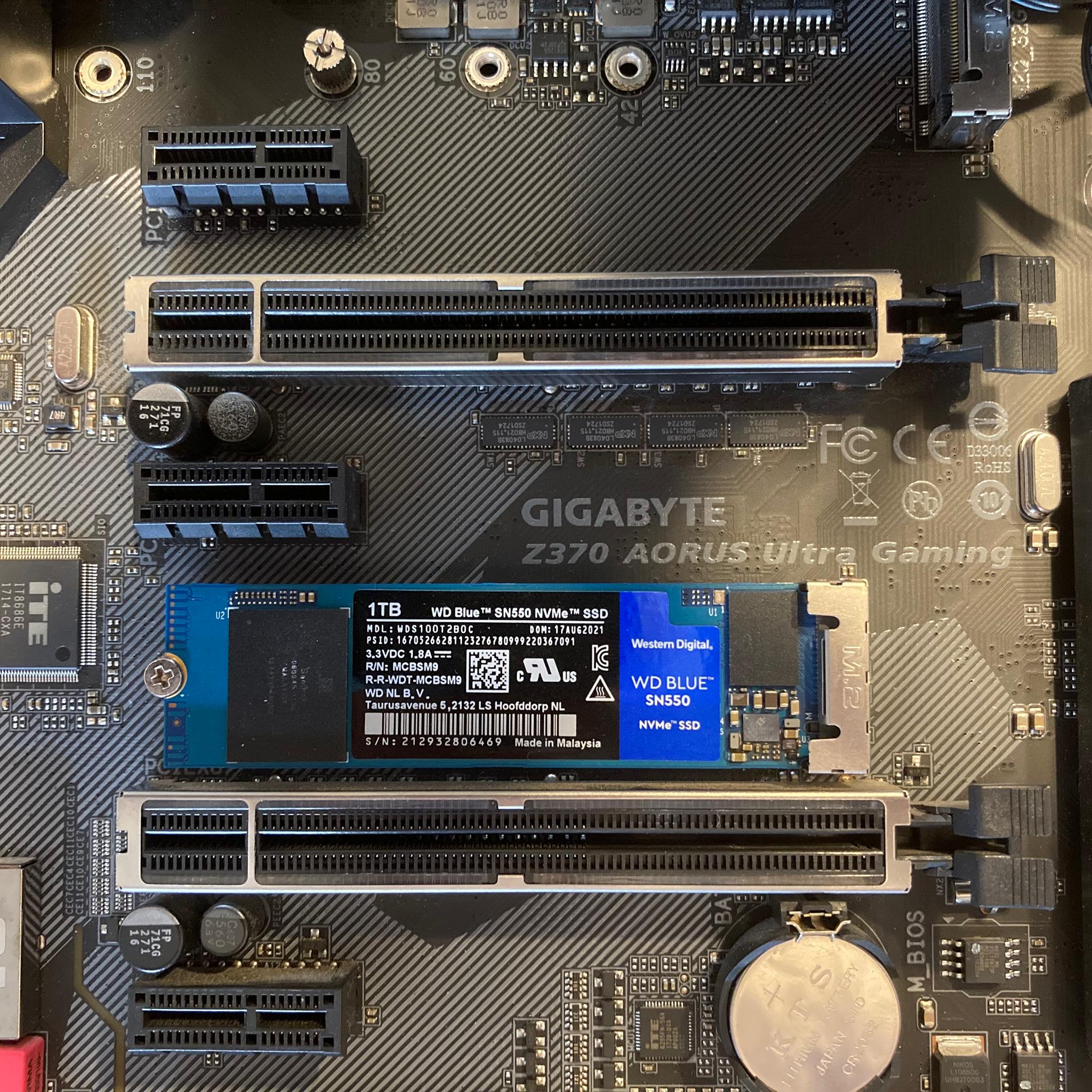 (i7 COMBO) AORUS Z370 + i7 8700 + RGB Cooler + 16GB RGB RAM + 1TB NVME SSD (READ - RGB ISSUES)