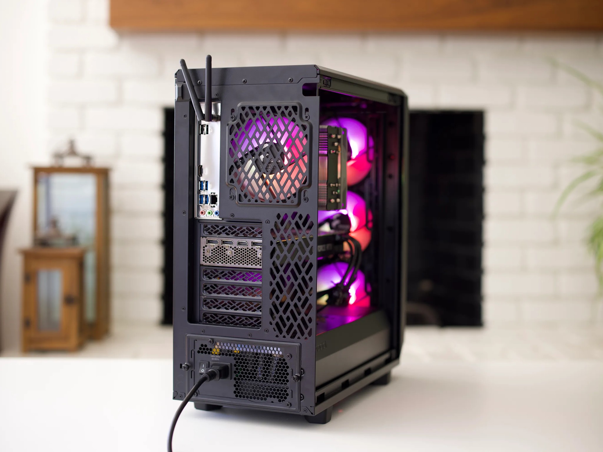 RTX 2070 Super, Ryzen 5, Gen4 NVME, WIFI - Mid Range Gaming PC