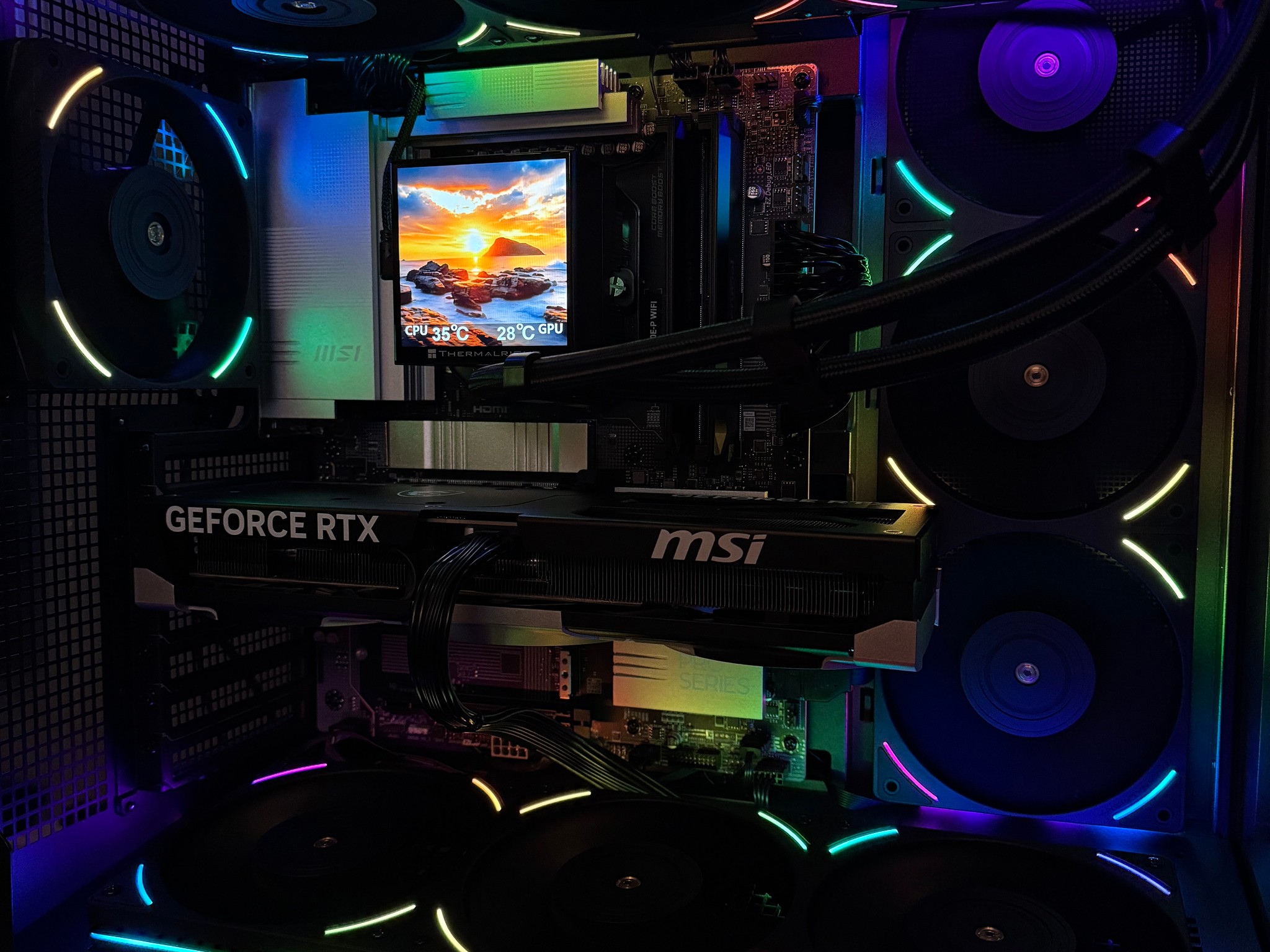 👨‍🚀Gaming PC | Ryzen 9900X, RTX 5070 Ti, 32GB DDR5 6000, 2TB Gen4 SSD, 1000W Thermaltake