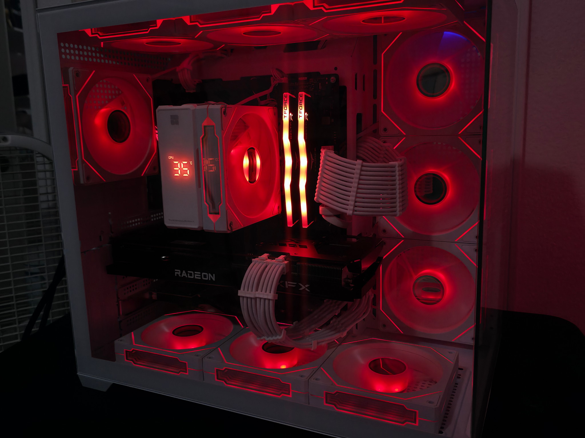 Gaming PC | 6700XT 12GIG | Ryzen 7 3800X | 16GIG DDR4 3200mhz Ram | Windows 11 Pro | Wifi/BT