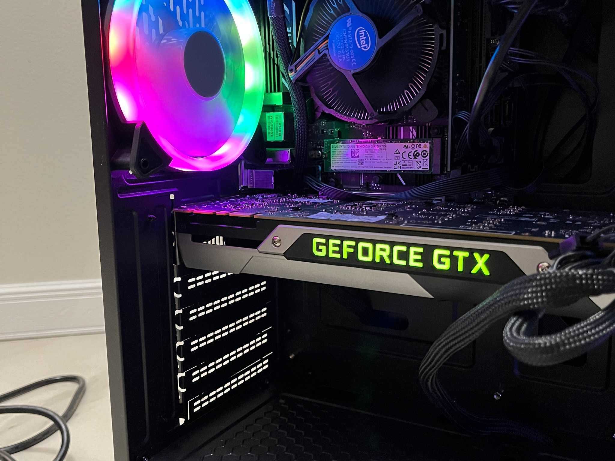NVIDIA GTX 780 Ti, Intel Core i3-9100f, 16GB RAM, 870 GB Storage - RGB Gaming PC w/ Wi-Fi & BT