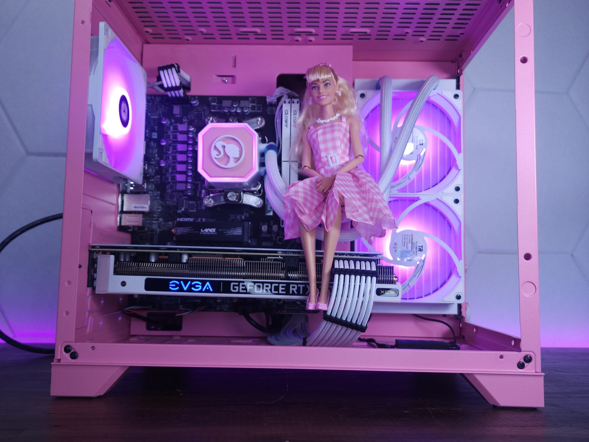 💗💗RTX 3070 // Ryzen 5 7600X // 16GB 5200MHz // 1TB NVMe Gen 3