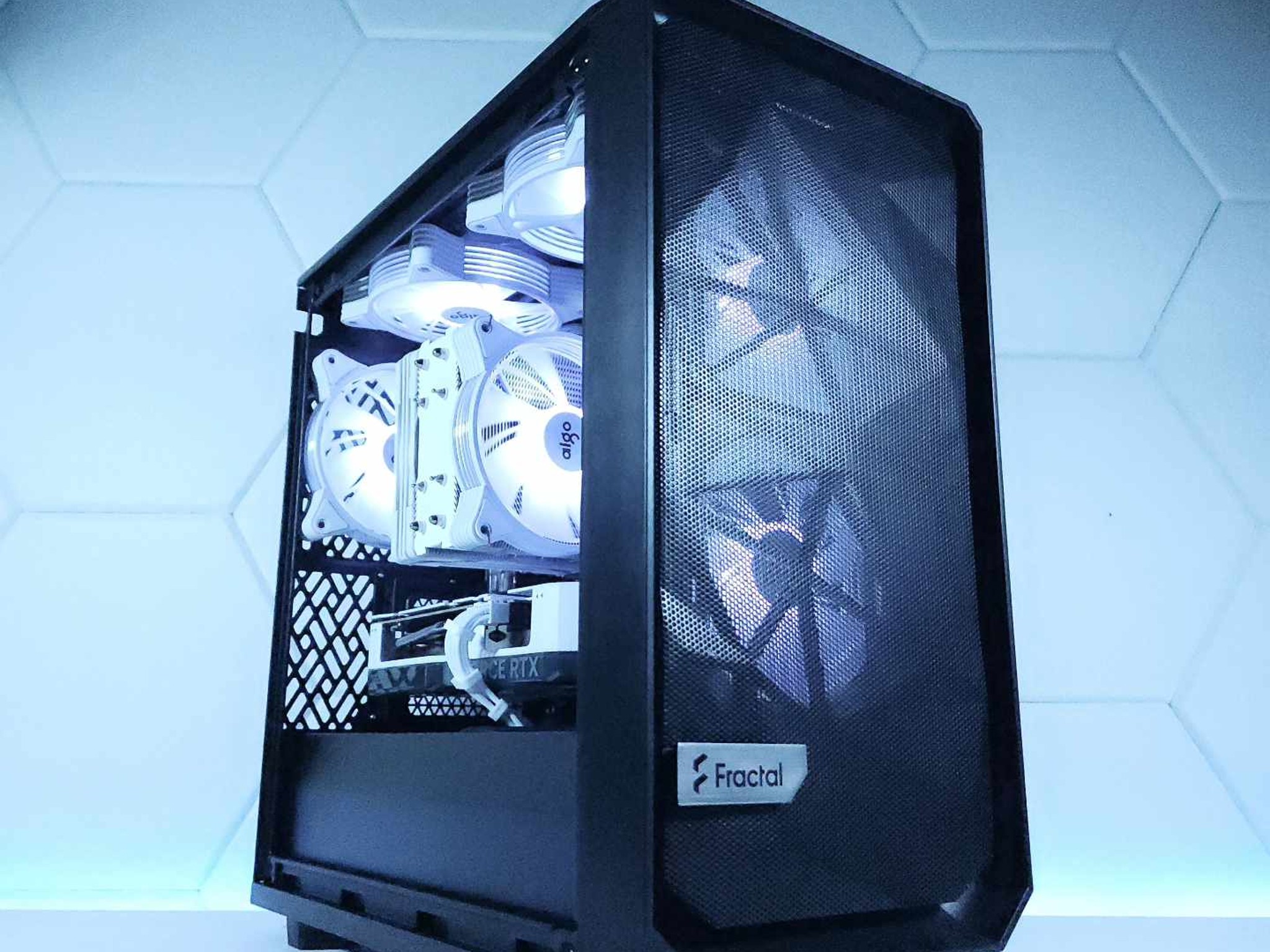 🤍🖤RTX 4060 || Ryzen 5 5600G || 1TB NVMe SSD || 32GB 3200MHz || 1080p Gaming PC
