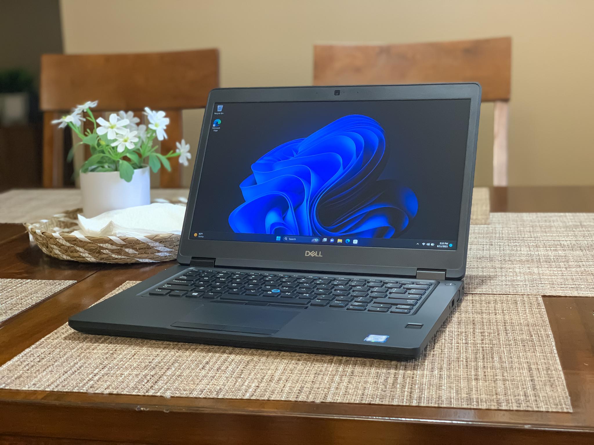 14" Dell Latitude 5490 // Core i7-8650U, 16GB RAM, 500GB M.2 SSD
