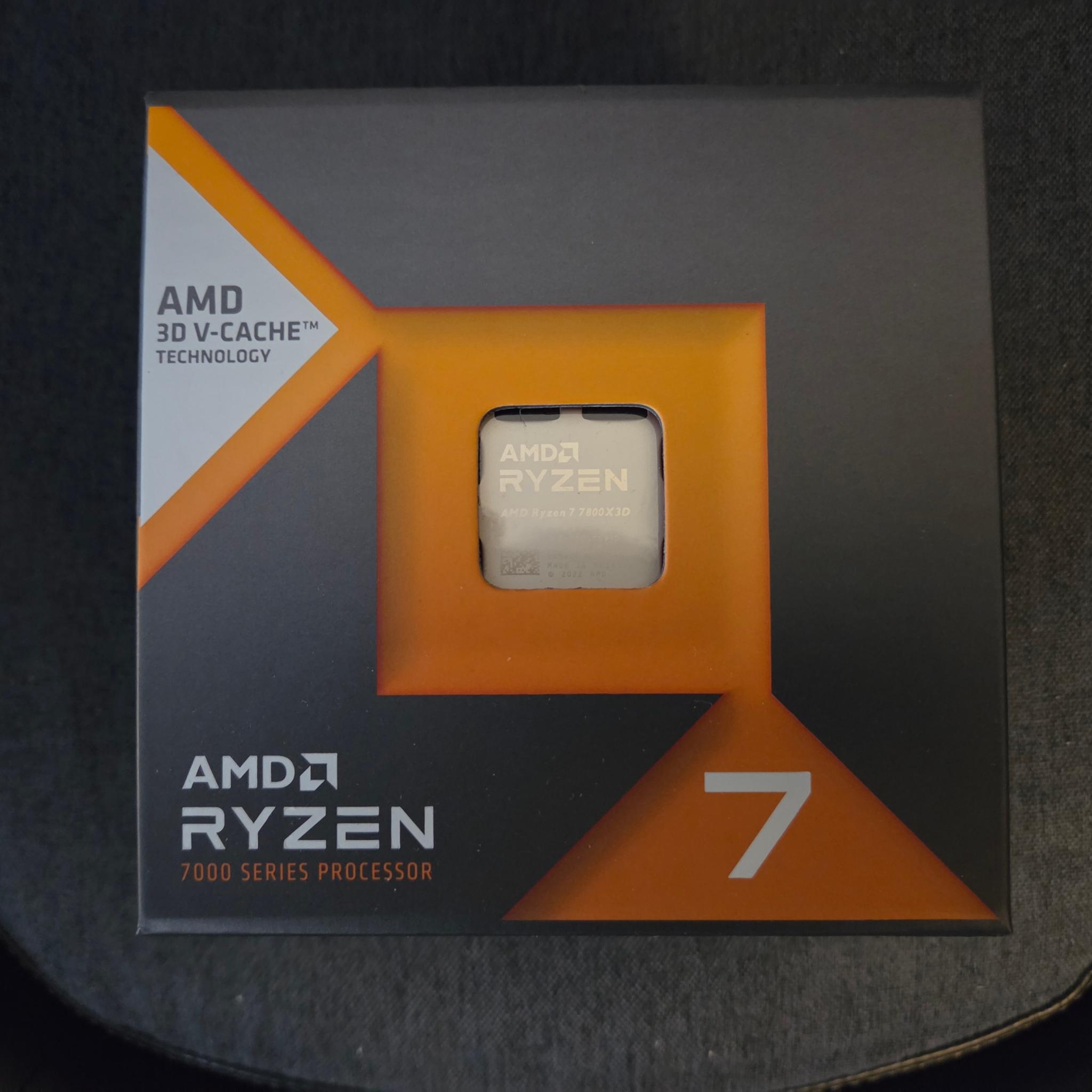 AMD Ryzen 7 7800X3D * NEW *