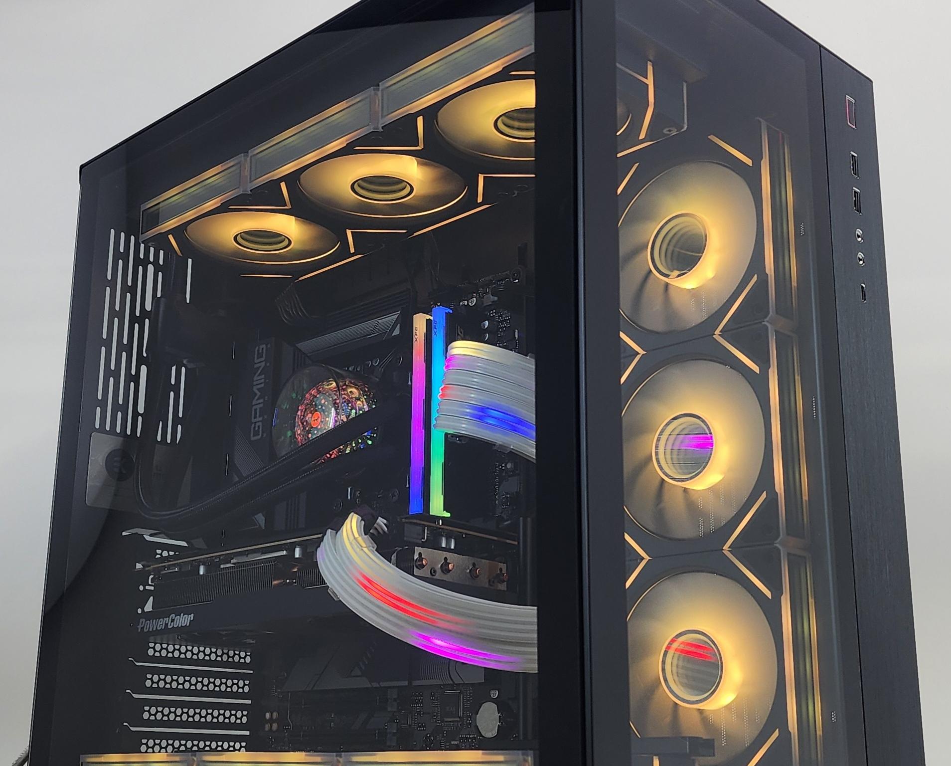 Gaming PC Ryzen 7 7700 32GB RAM 1TB SSD RX 7800 XT 16GB Windows 11 Computer