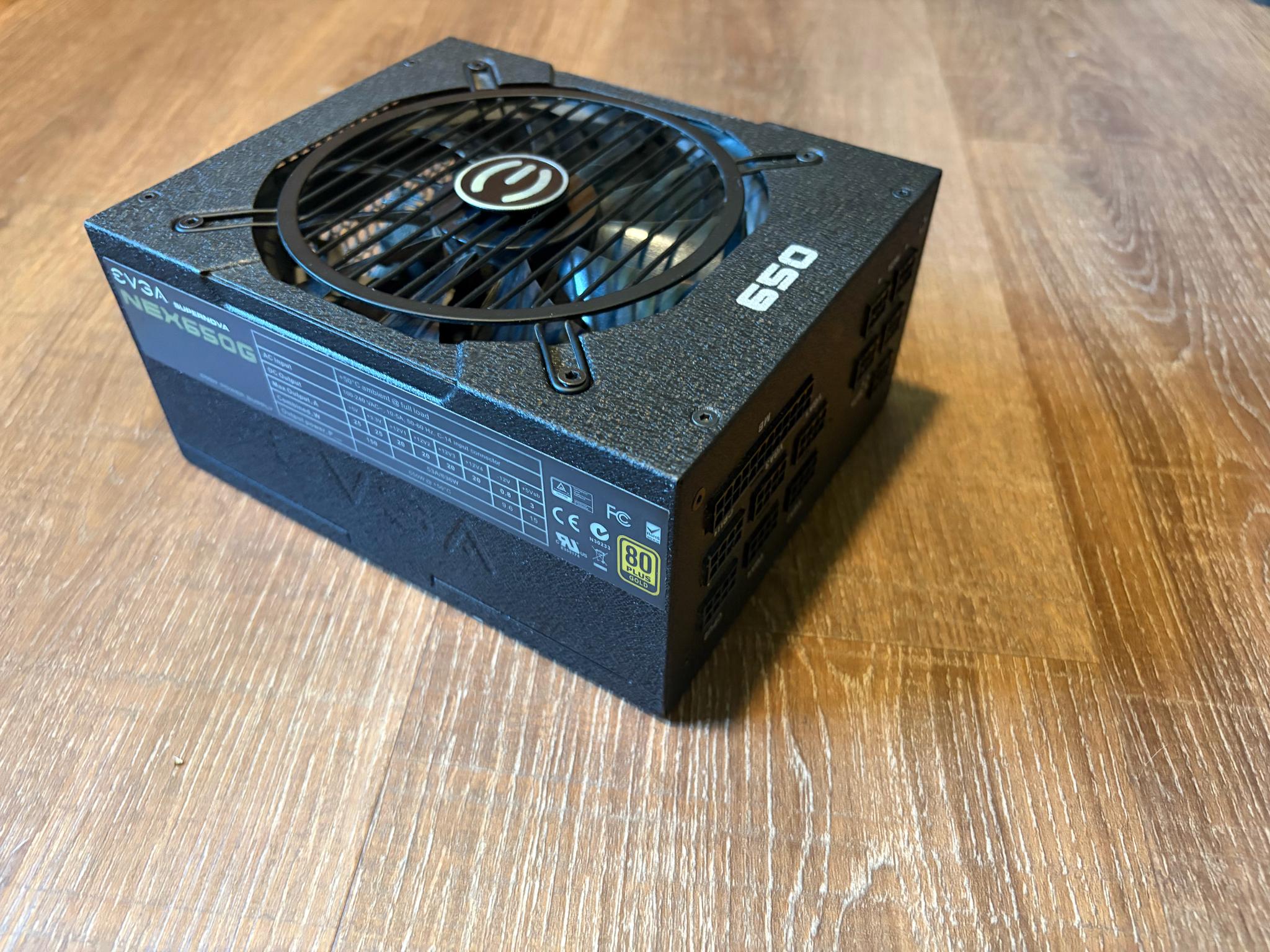 EVGA SuperNOVA NEX650G - Image 1