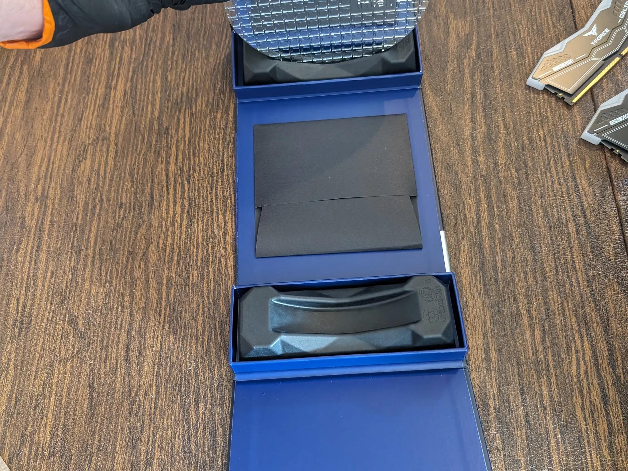 Intel® Core i9-13900KS Processor - IMC BEAST GOLDEN SAMPLE - DDR5 8600mhz