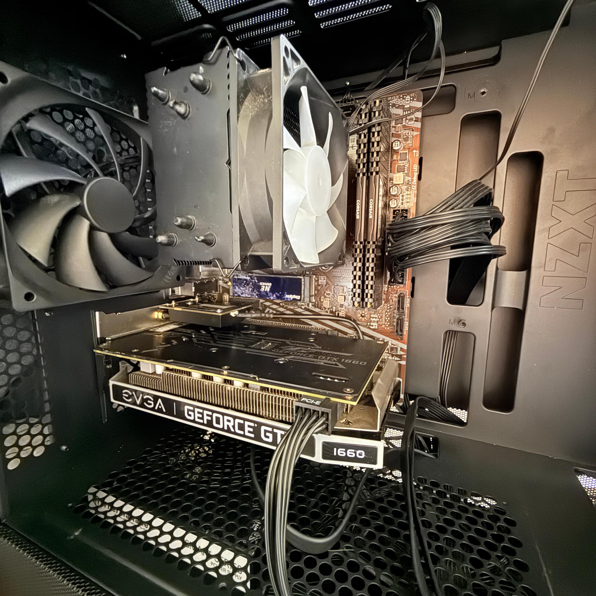 Gaming PC – GTX 1660 / Ryzen 5 3600X / 16GB RAM / 1TB SSD