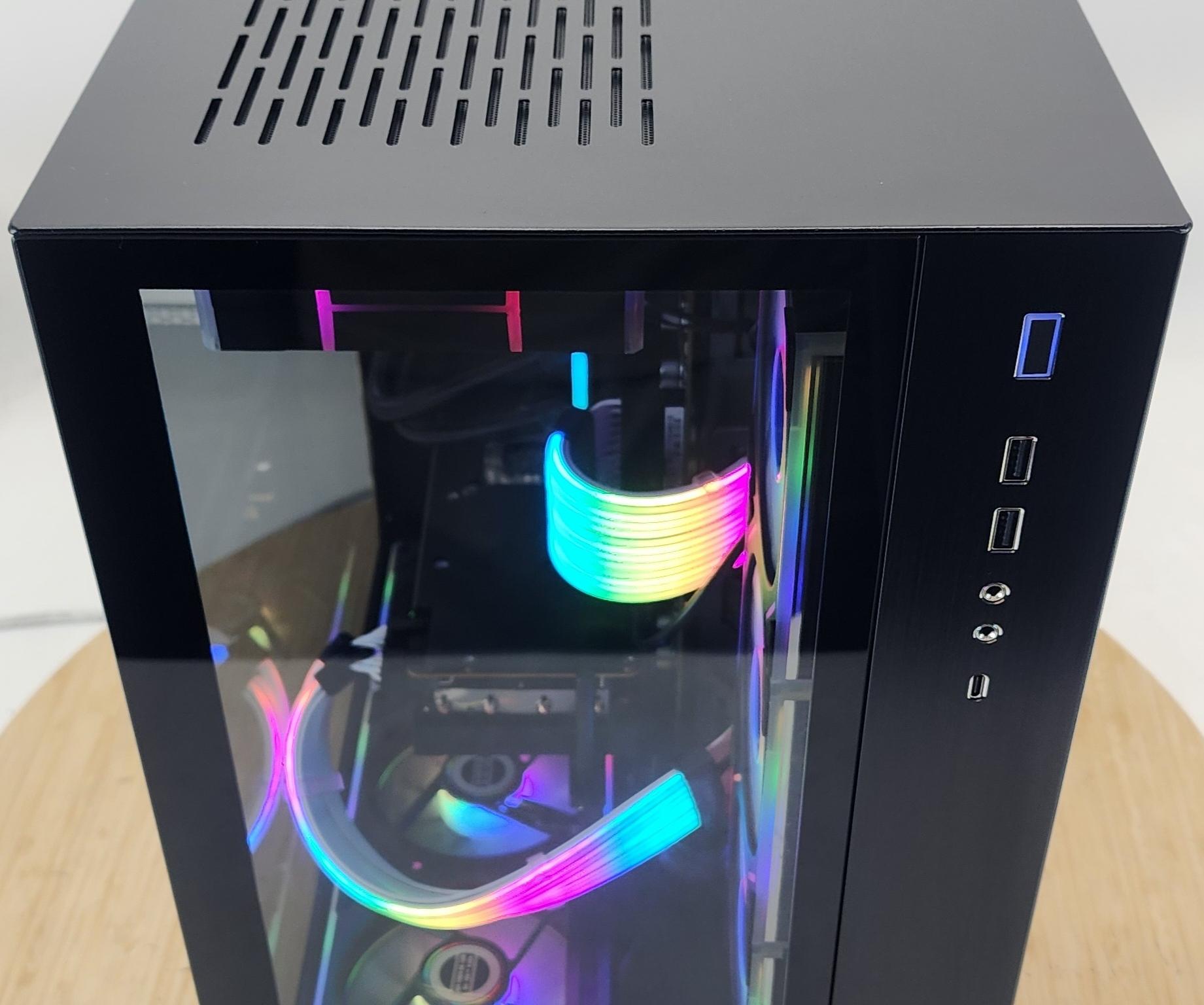 Gaming PC Ryzen 7 7800X3D 32GB RAM 1TB SSD RX 7800 XT 16GB Windows 11 Computer