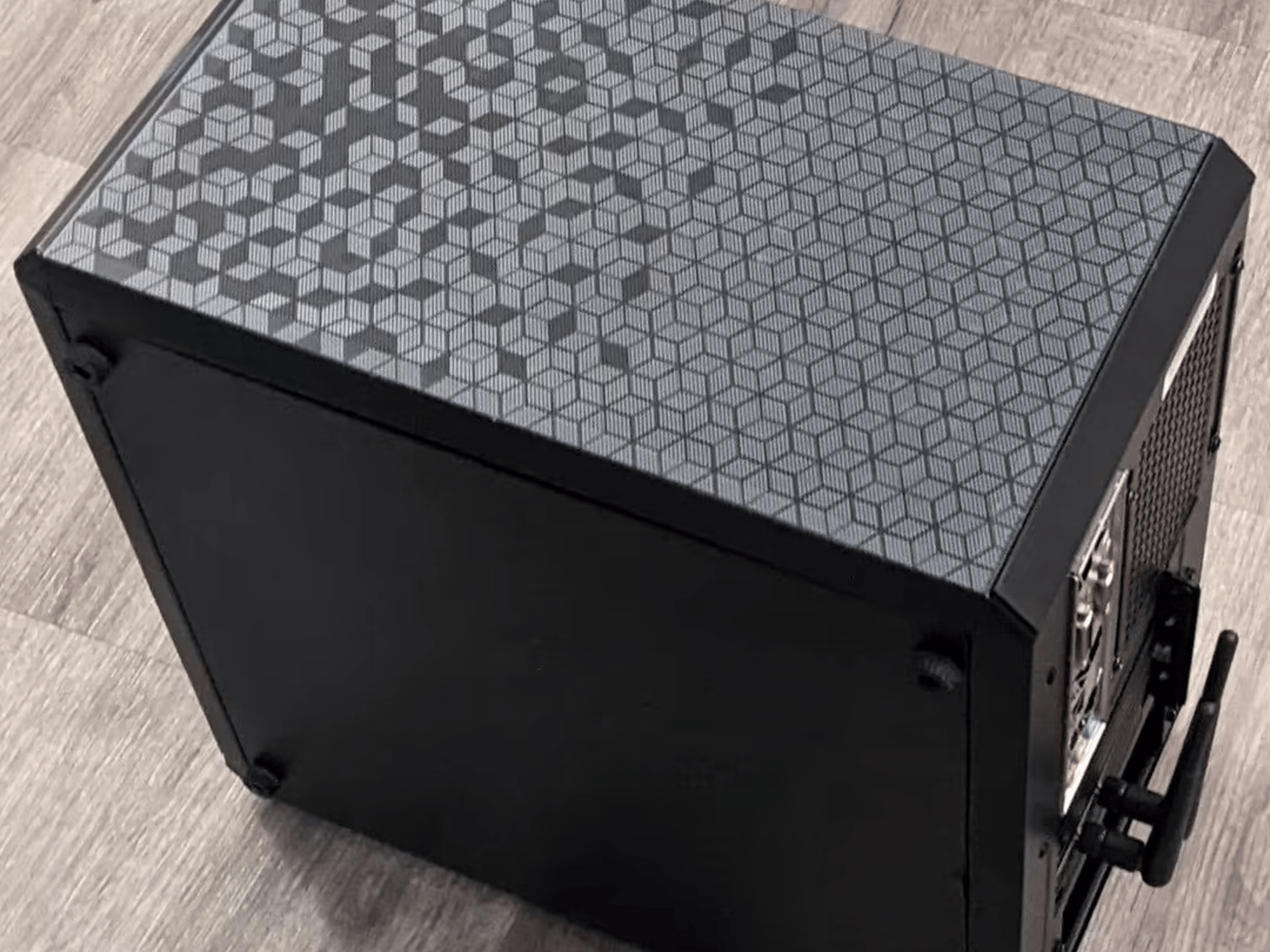 AMD Ryzen 3 3200g light gaming/office PC with Windows 10 and room to grow