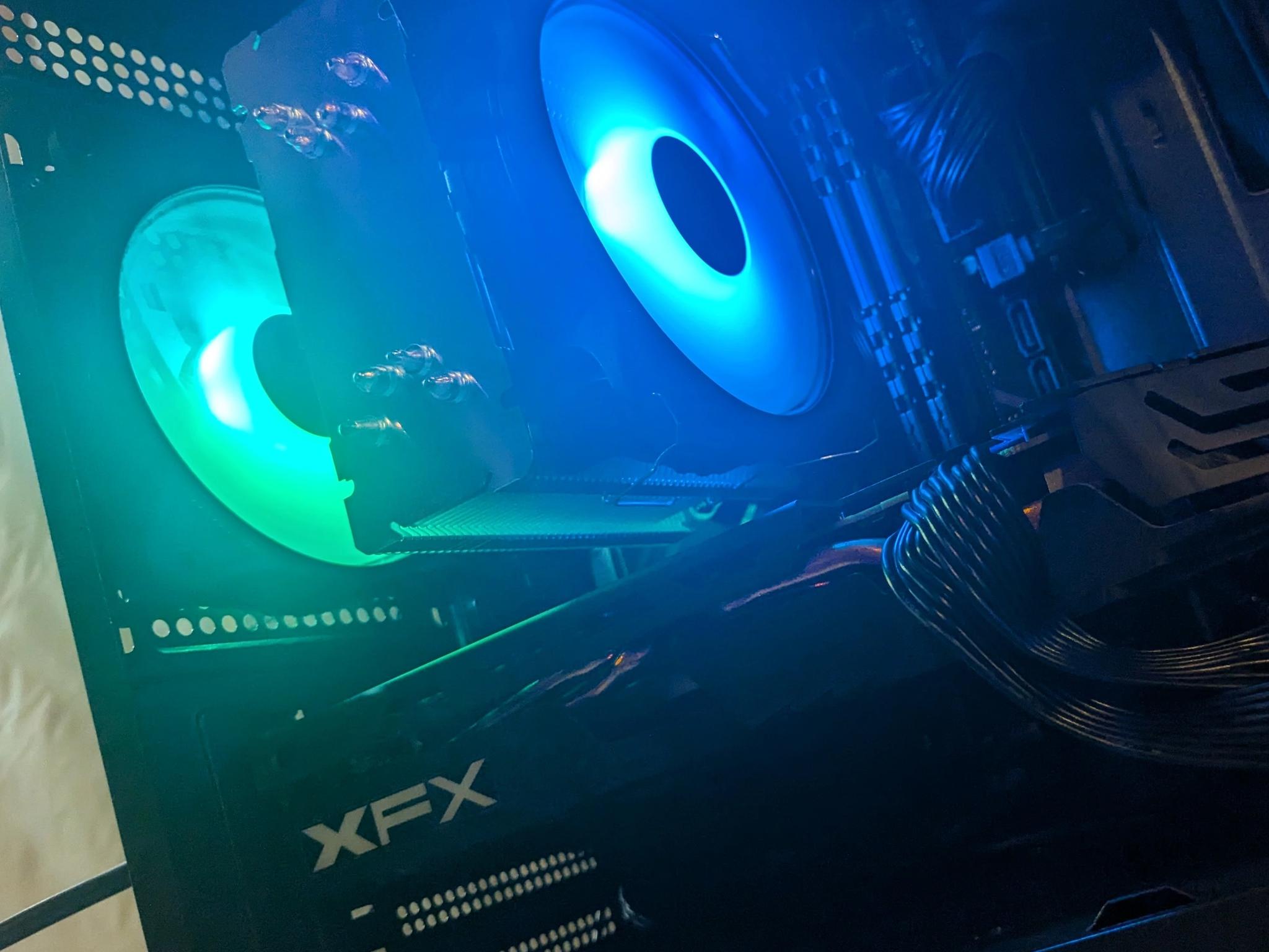 Gaming PC - Ryzen 5 3600, RX 580 8gb, 16gb RAM / 512gb SSD