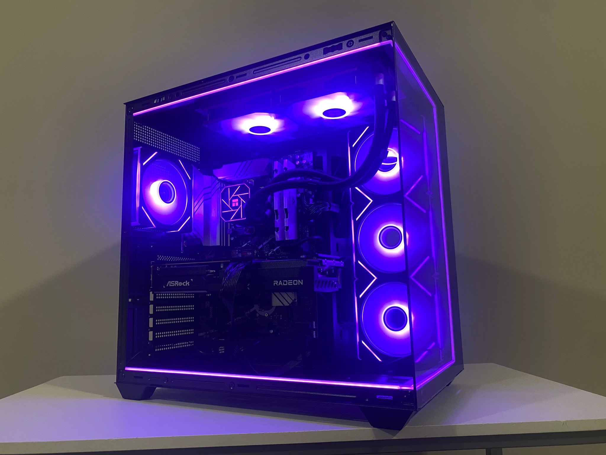 High-End Gaming PC | i9-14900K | RX 9070 16GB | 64GB DDR5 | 1TB NVMe + 1TB HDD | WiFi + Bluetooth