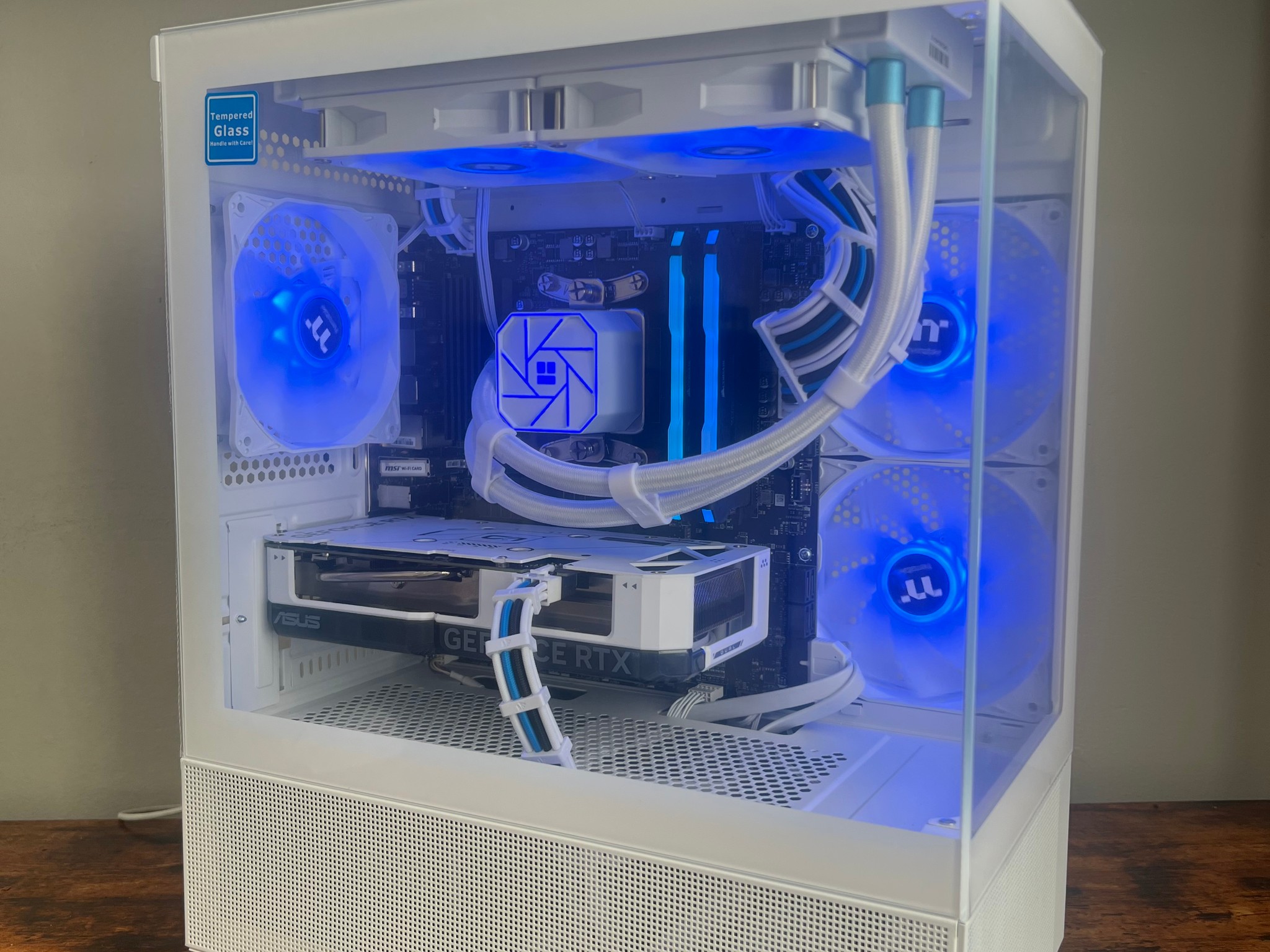 RTX 4060 Gaming/Streaming PC! | Ryzen 5 5600 | 1tb SSD | 16gb DDR4 Ram